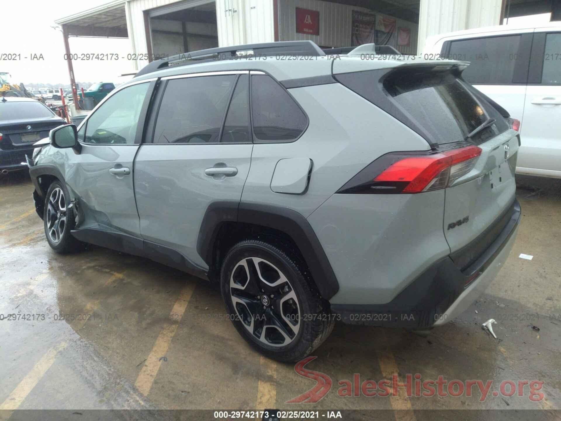 2T3J1RFV3LC098631 2020 TOYOTA RAV4