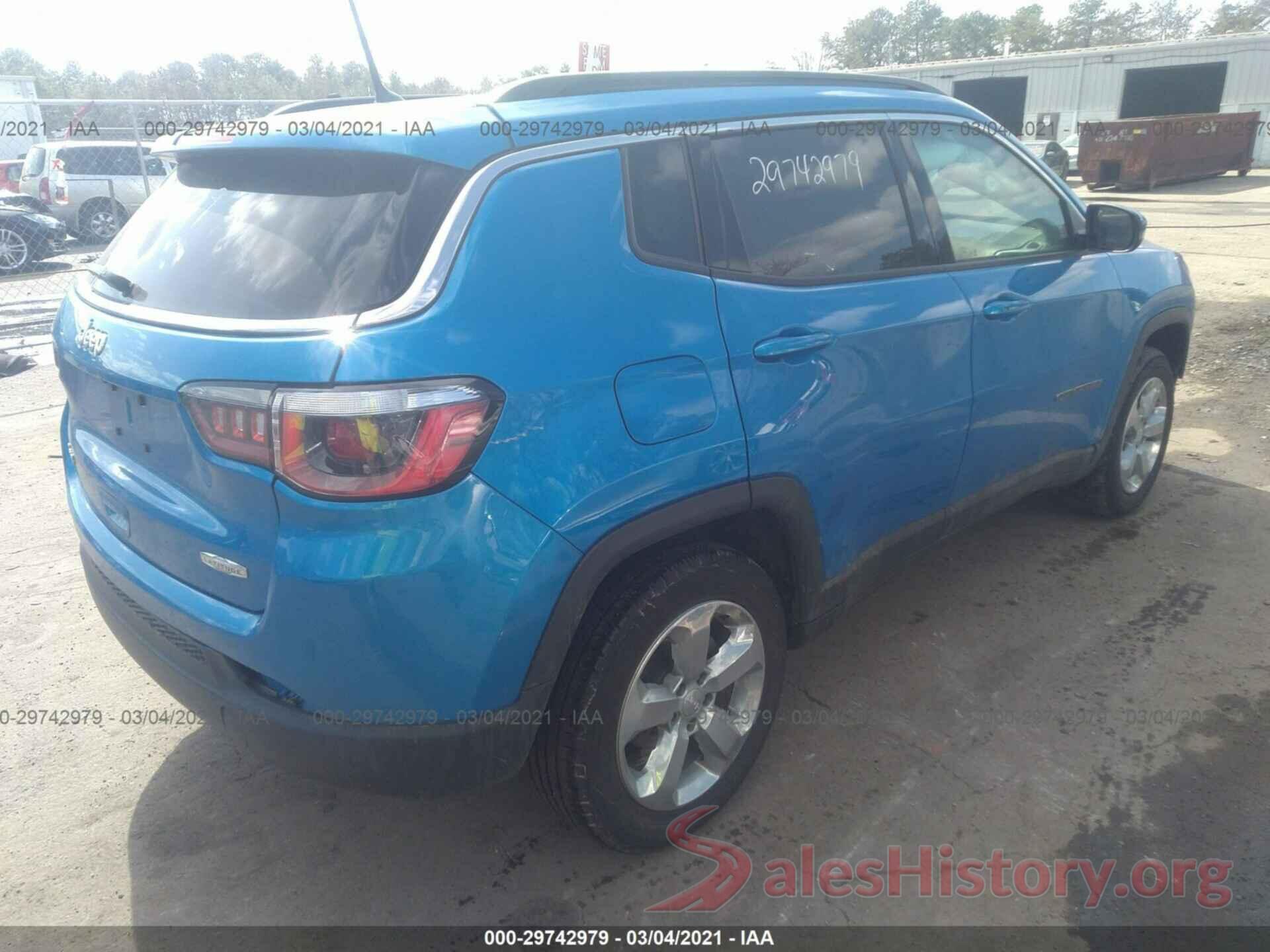 3C4NJDBB2JT261630 2018 JEEP COMPASS