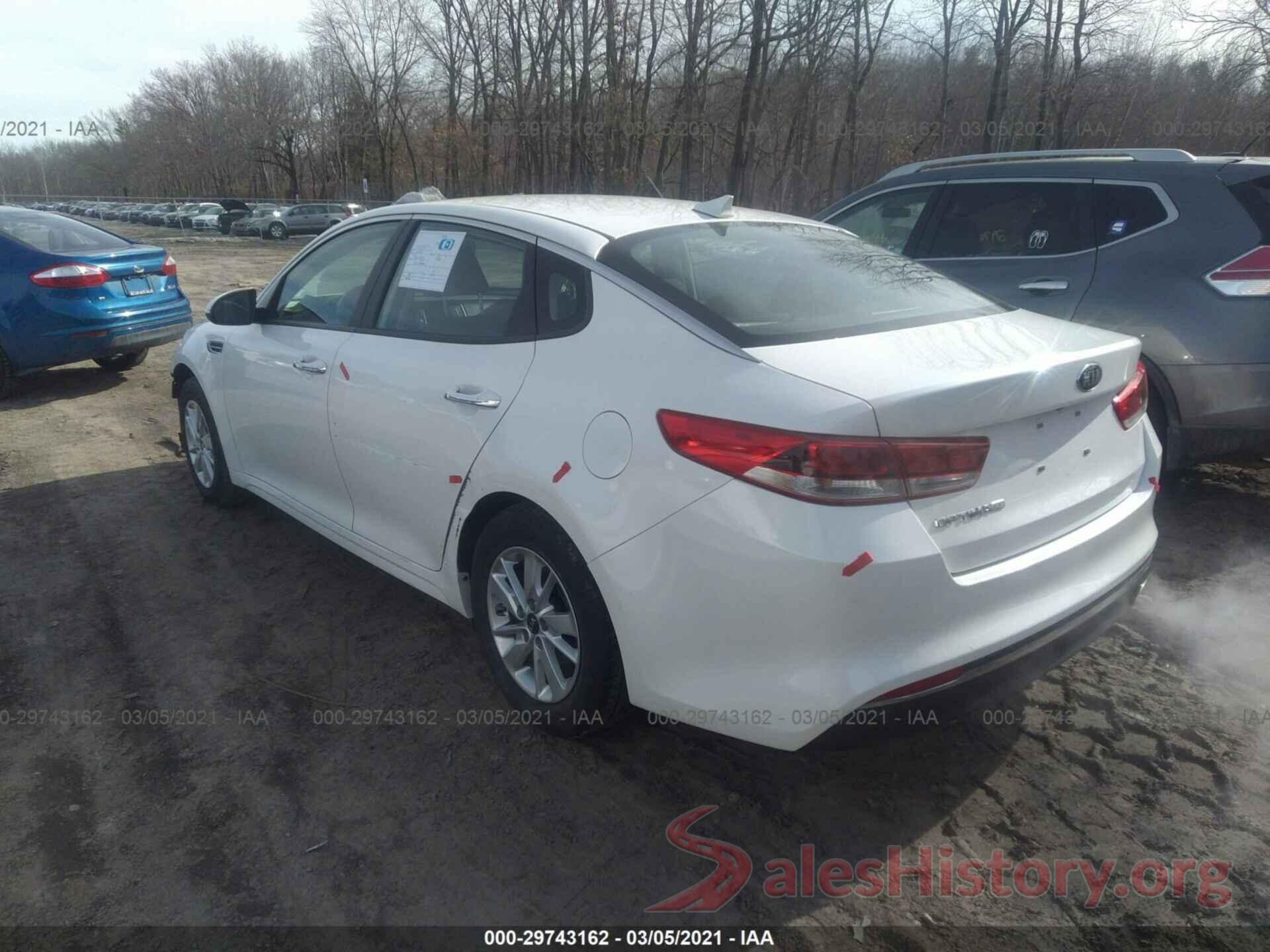 KNAGT4L38G5081519 2016 KIA OPTIMA