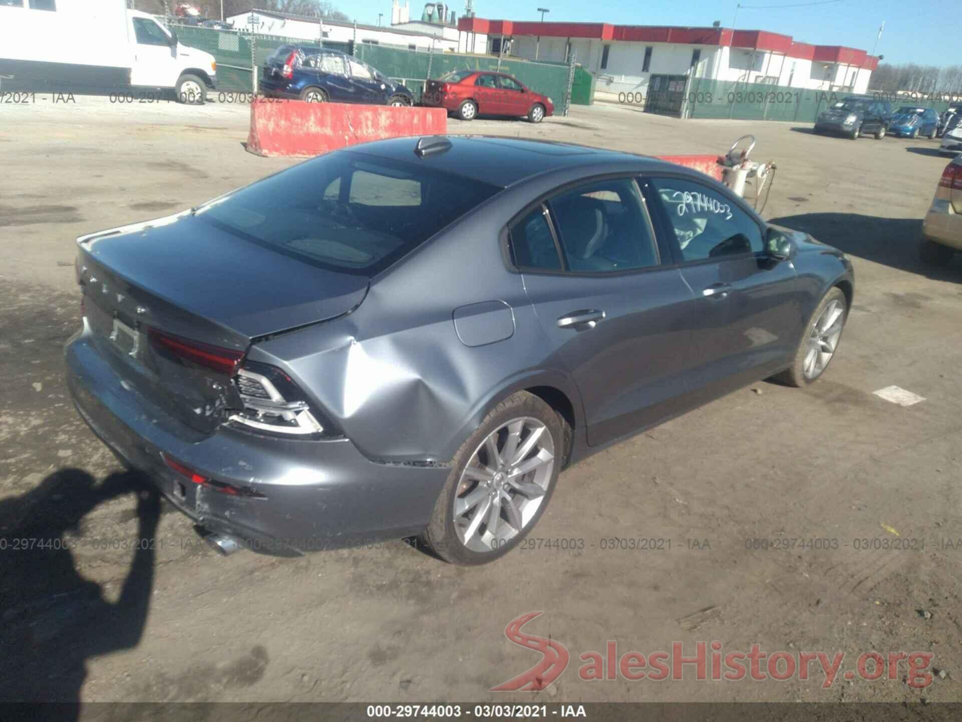 7JRA22TK8LG036006 2020 VOLVO S60