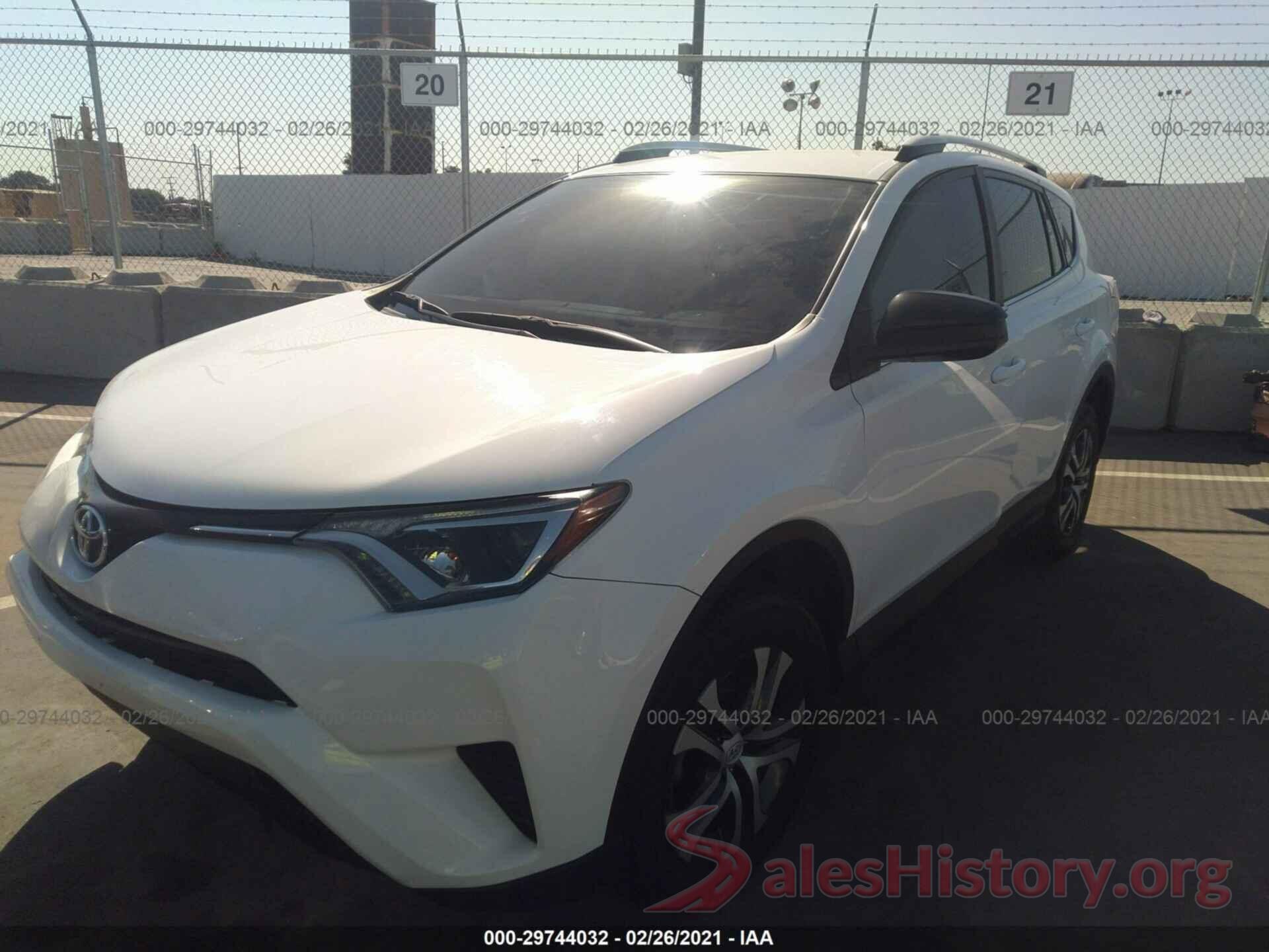 2T3ZFREVXGW252326 2016 TOYOTA RAV4