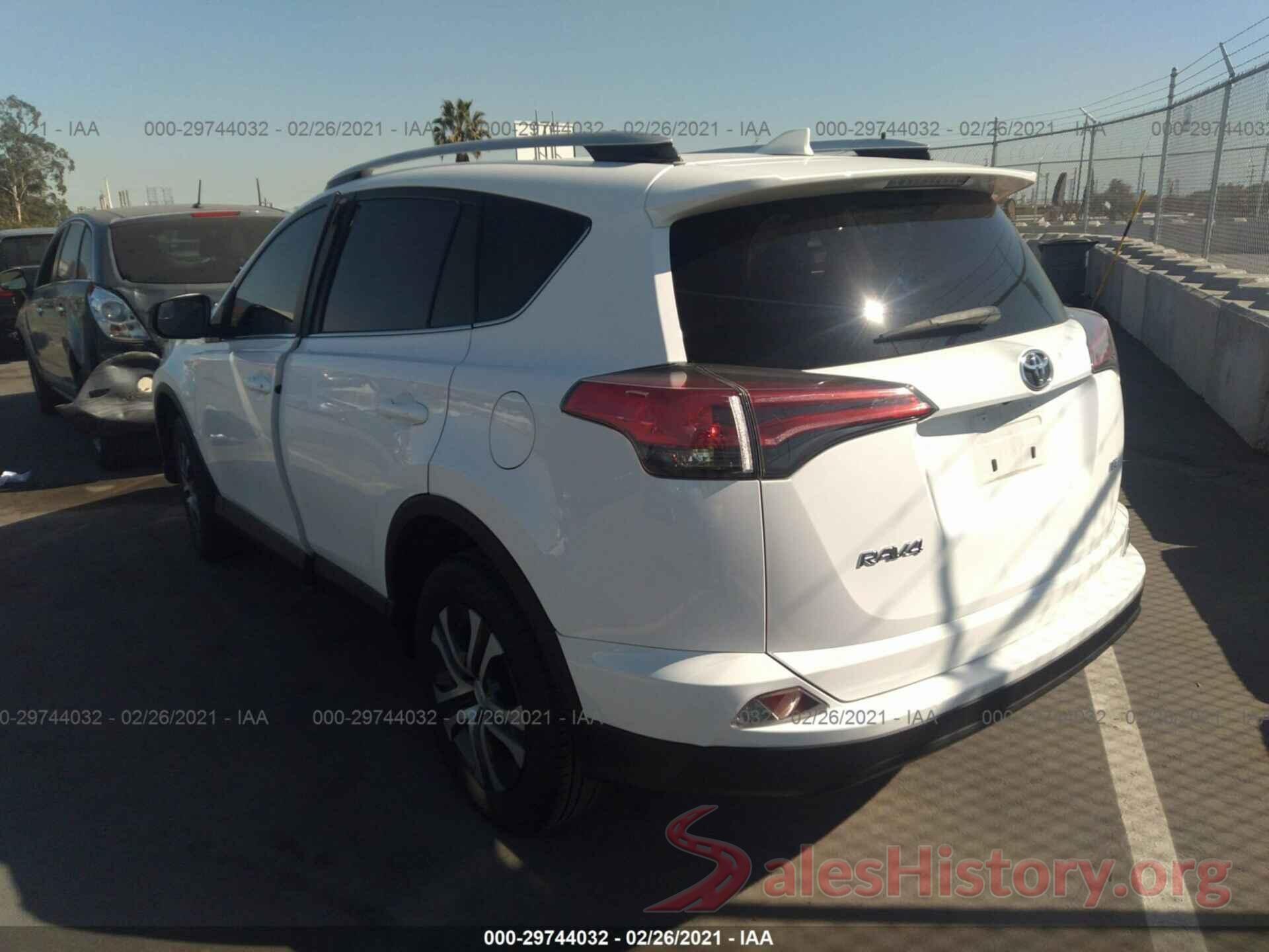 2T3ZFREVXGW252326 2016 TOYOTA RAV4