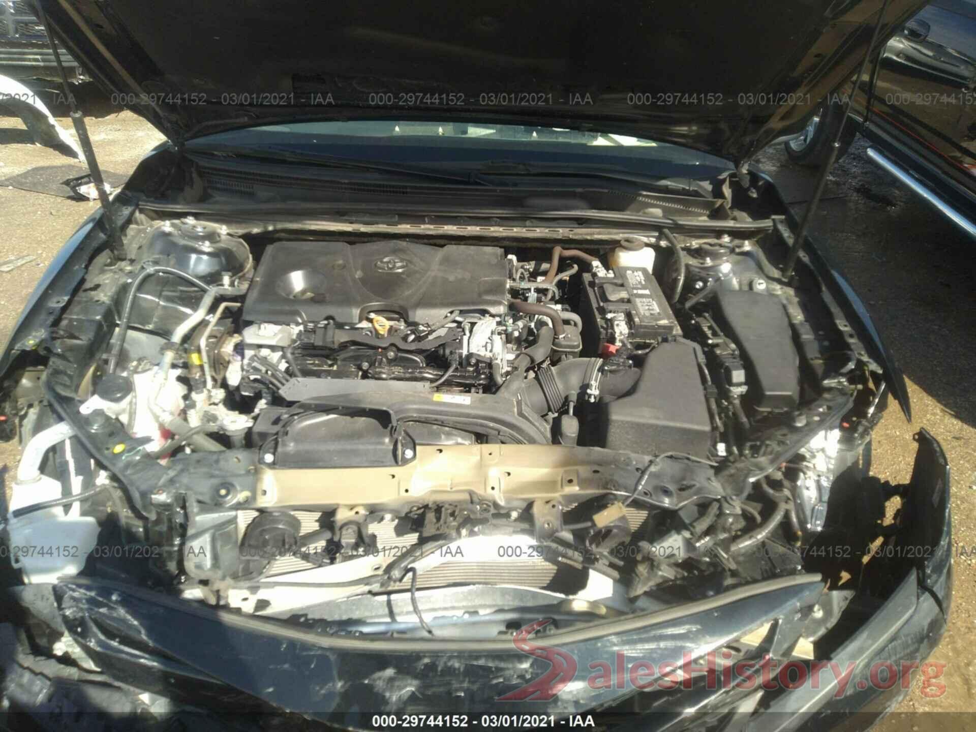 4T1B11HK8JU078260 2018 TOYOTA CAMRY