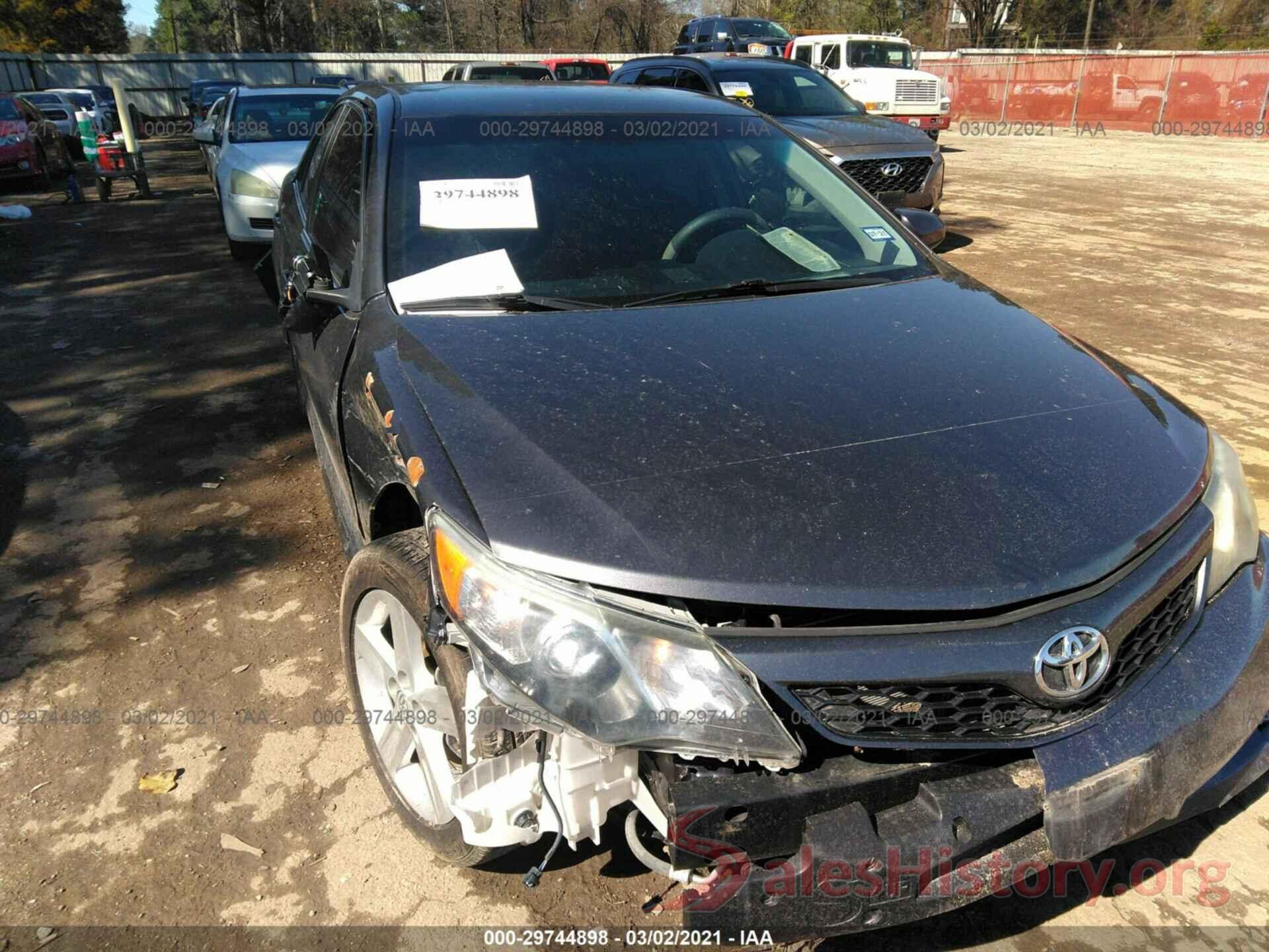 4T1BF1FK9EU761899 2014 TOYOTA CAMRY