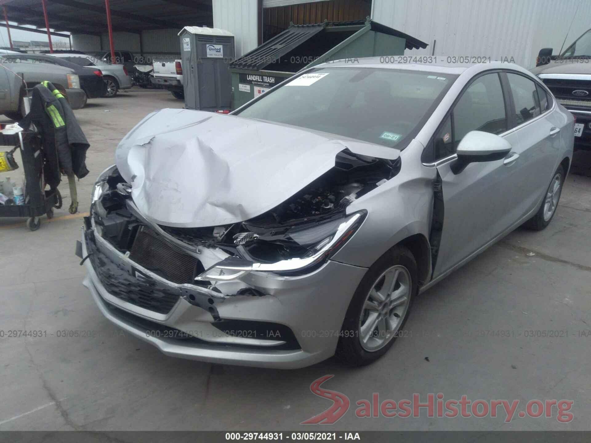 1G1BE5SM8J7228370 2018 CHEVROLET CRUZE