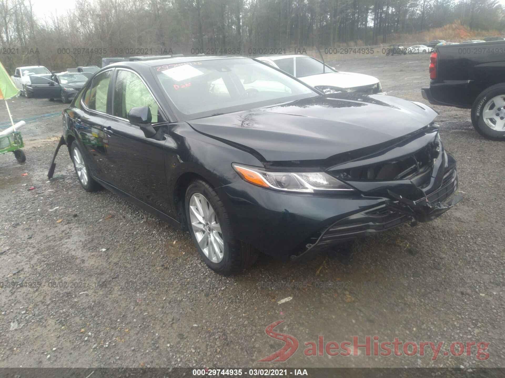 JTNB11HK7J3017763 2018 TOYOTA CAMRY