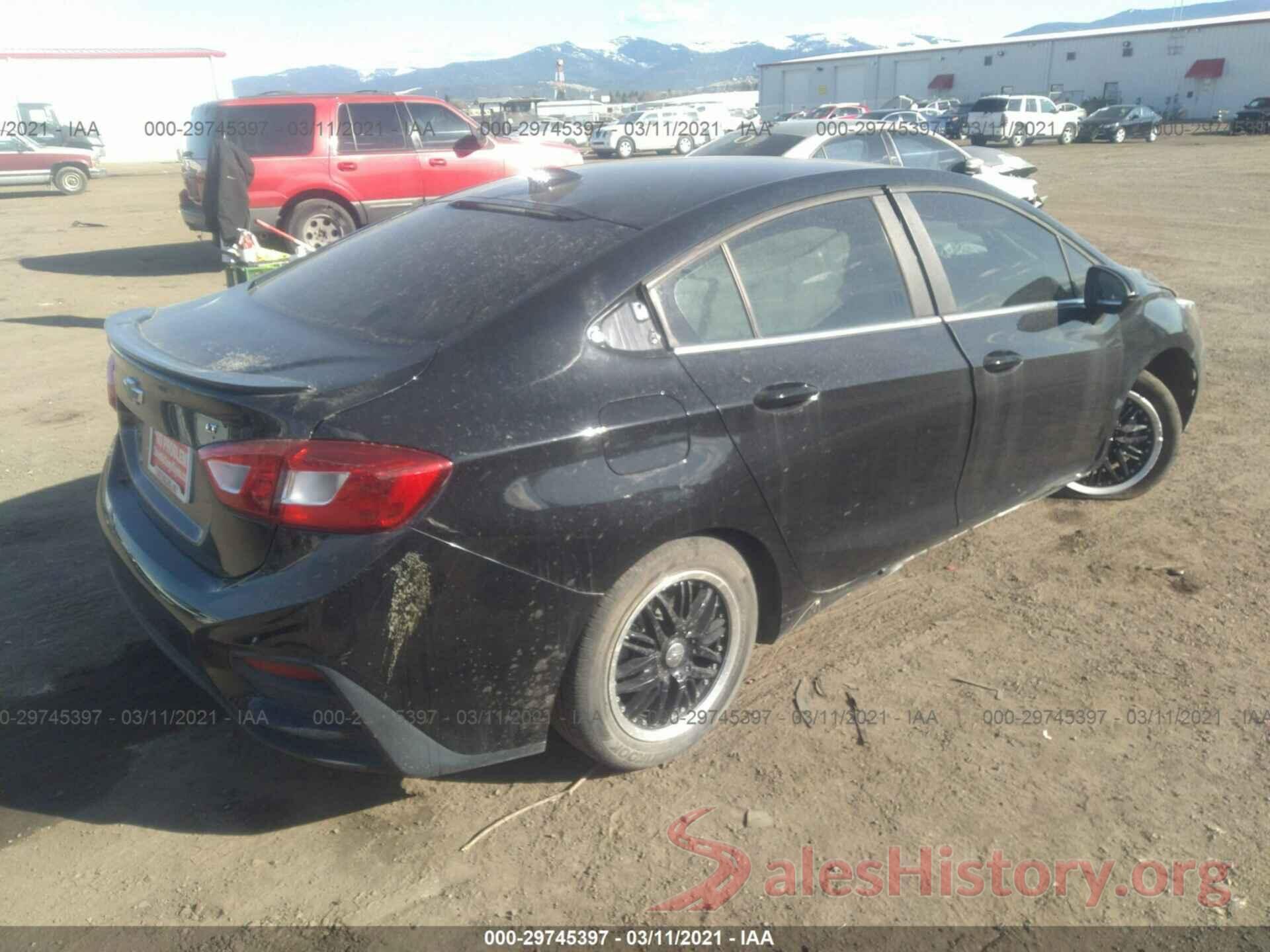 1G1BE5SM9J7127581 2018 CHEVROLET CRUZE