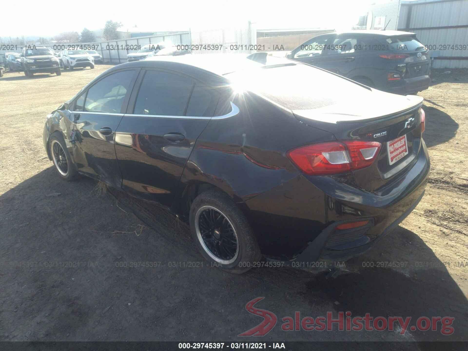 1G1BE5SM9J7127581 2018 CHEVROLET CRUZE