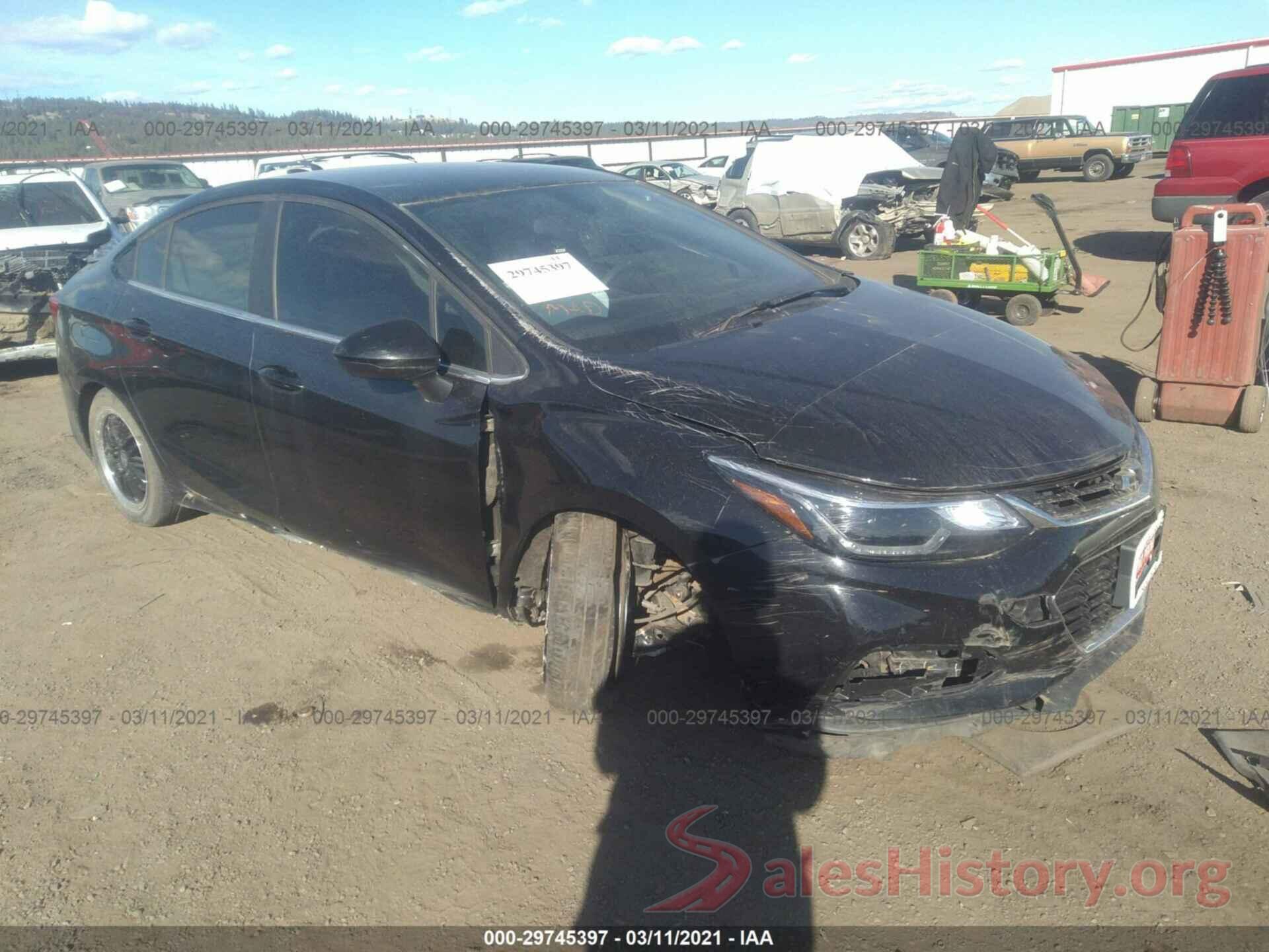 1G1BE5SM9J7127581 2018 CHEVROLET CRUZE