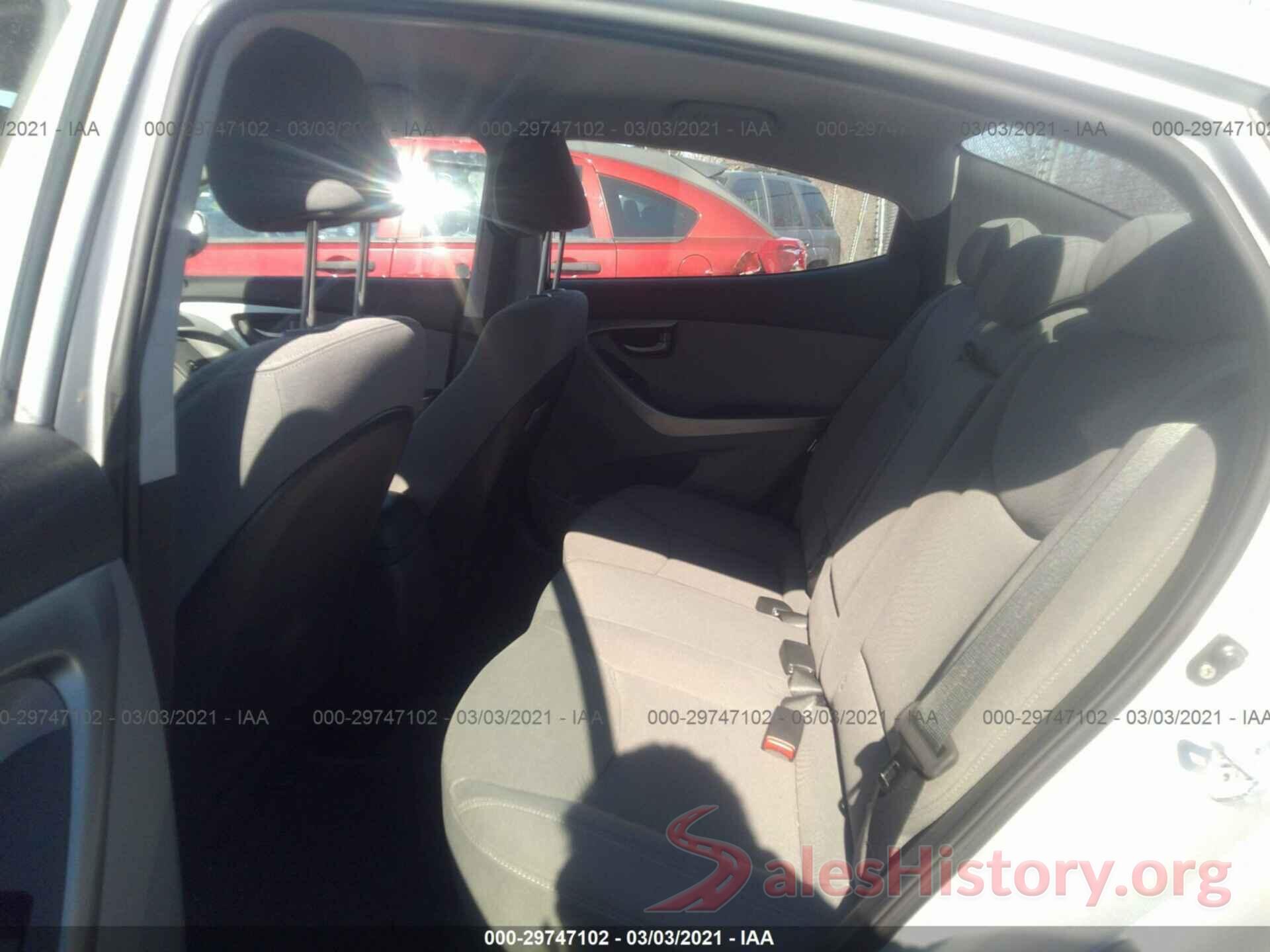 KMHDH4AE6GU583572 2016 HYUNDAI ELANTRA