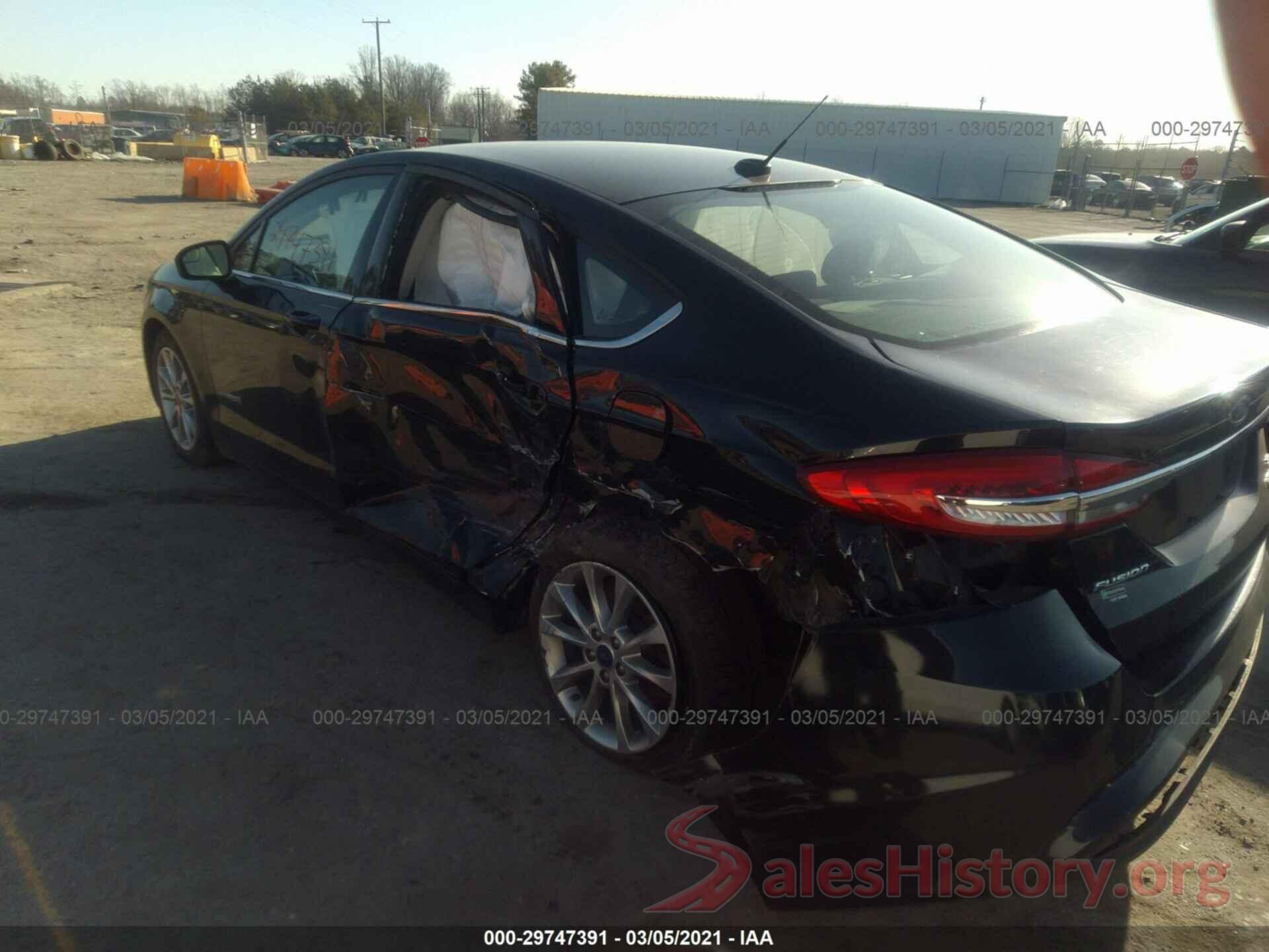 3FA6P0LU4HR230114 2017 FORD FUSION