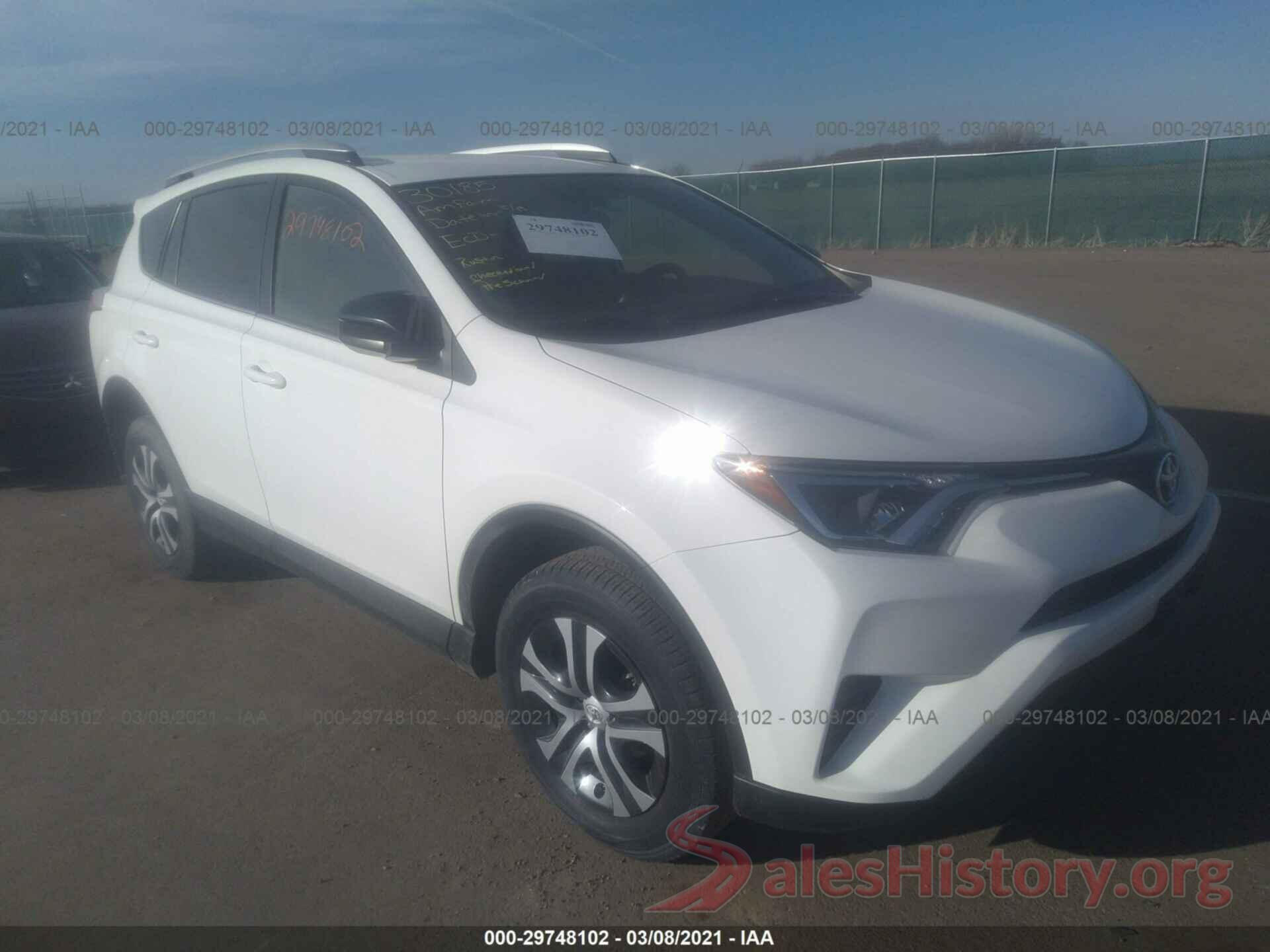 JTMBFREV1GJ067629 2016 TOYOTA RAV4