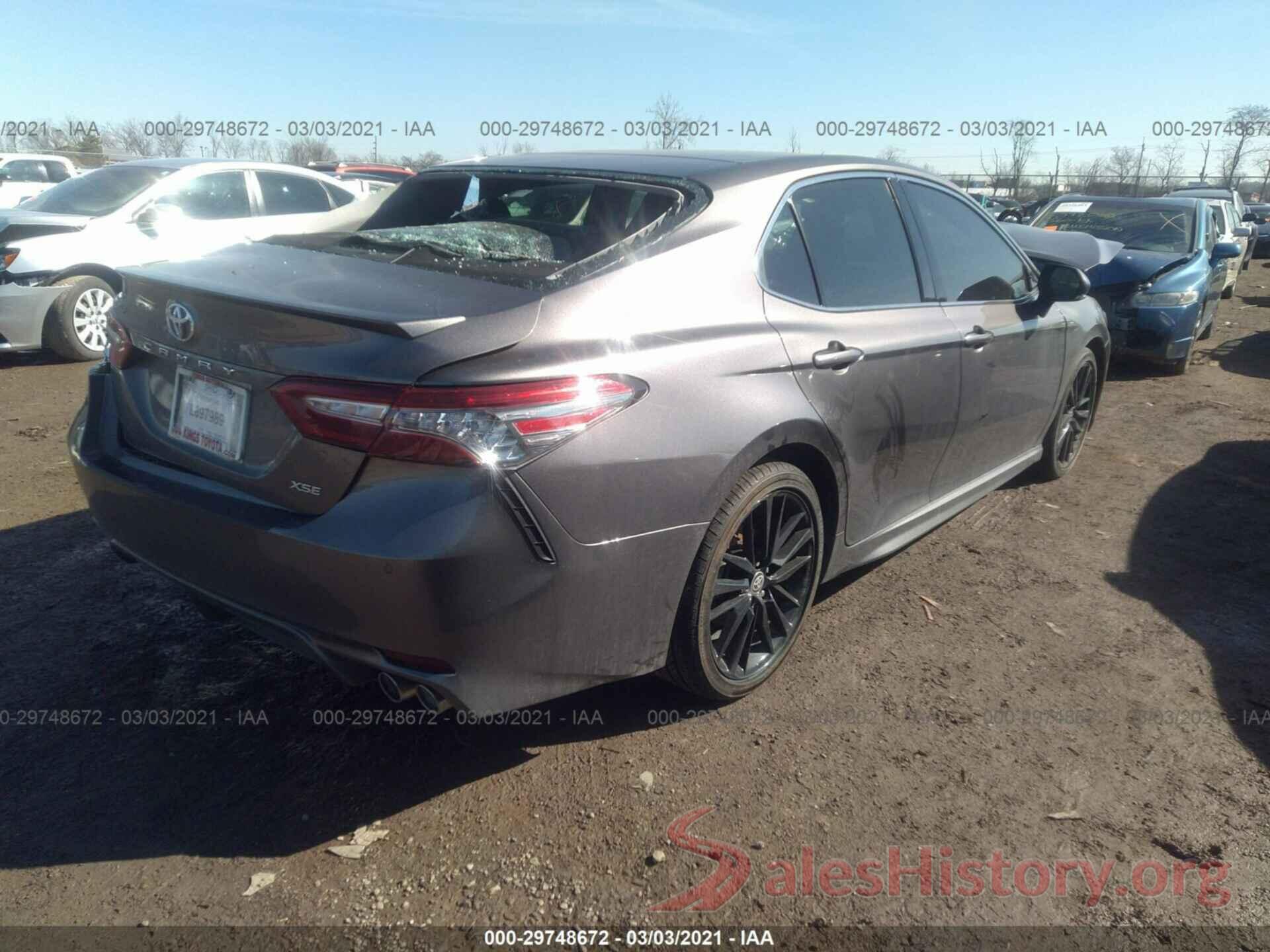 4T1B61HK9JU053126 2018 TOYOTA CAMRY