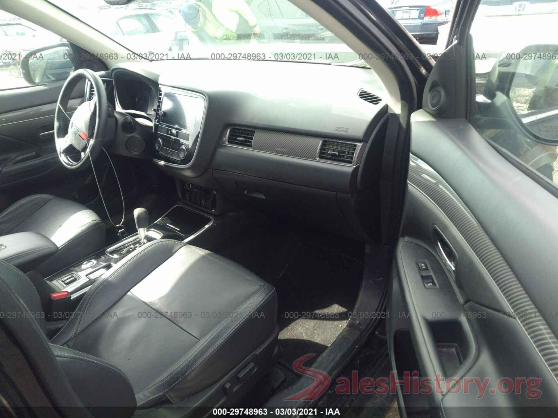 JA4AZ3A30KZ022383 2019 MITSUBISHI OUTLANDER