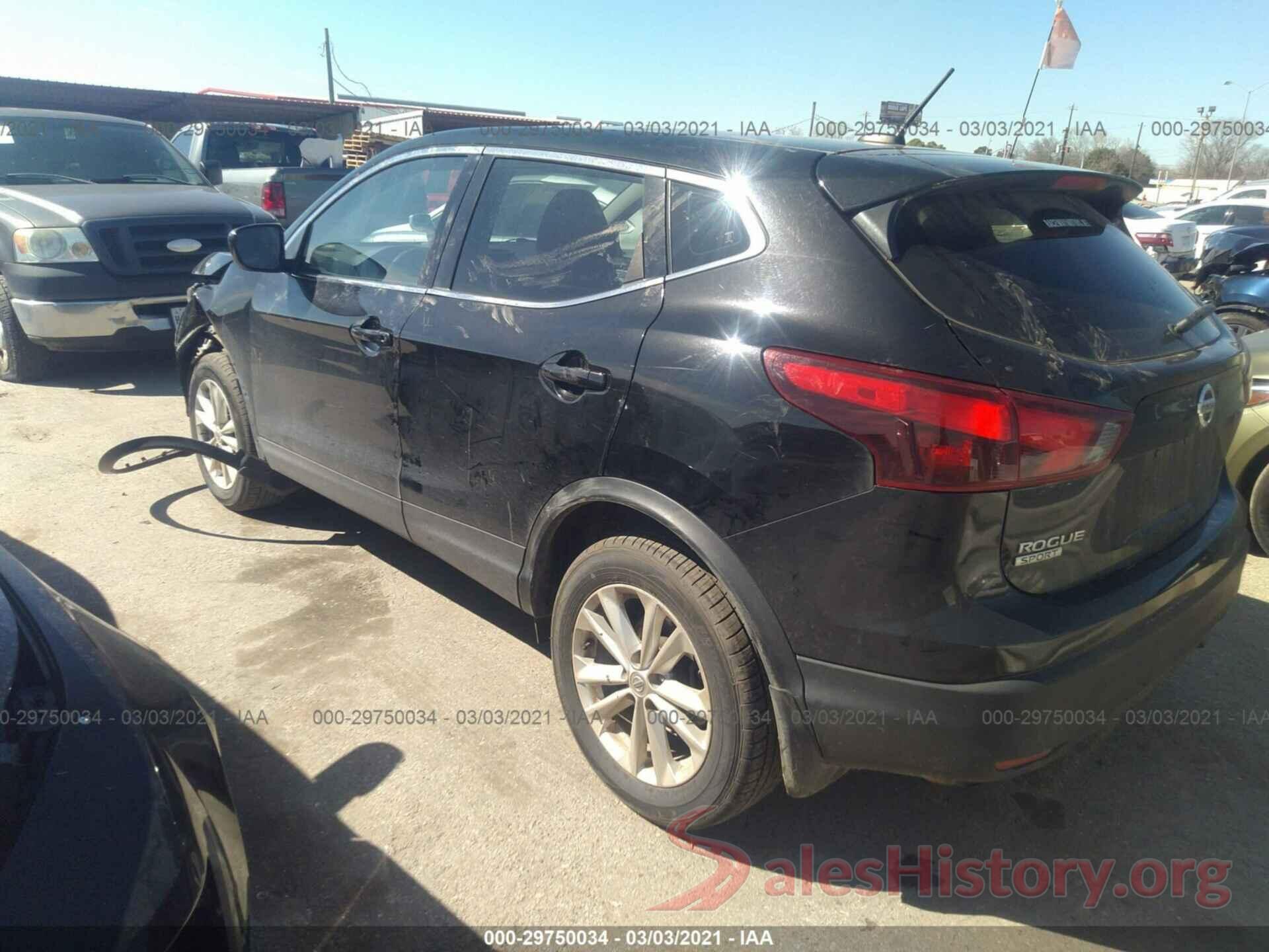 JN1BJ1CP3JW157754 2018 NISSAN ROGUE SPORT