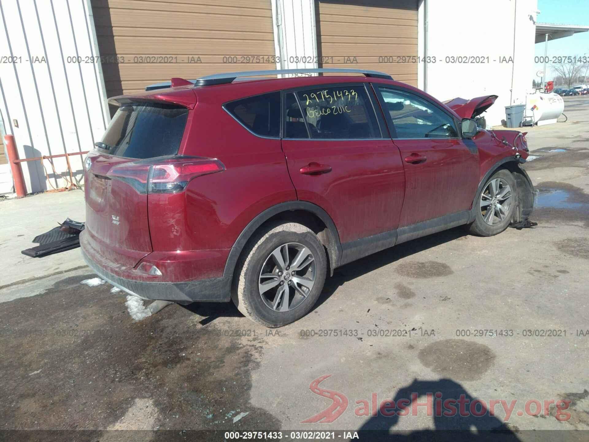 2T3RFREV0JW732141 2018 TOYOTA RAV4