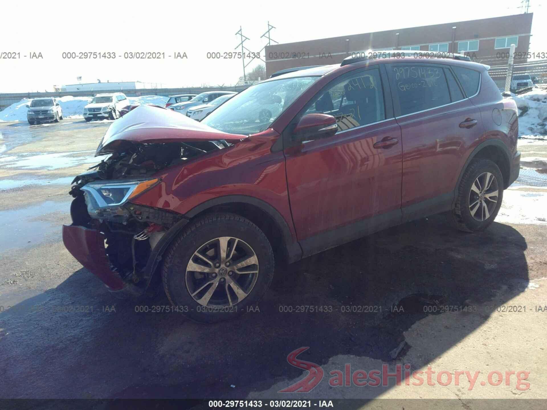 2T3RFREV0JW732141 2018 TOYOTA RAV4