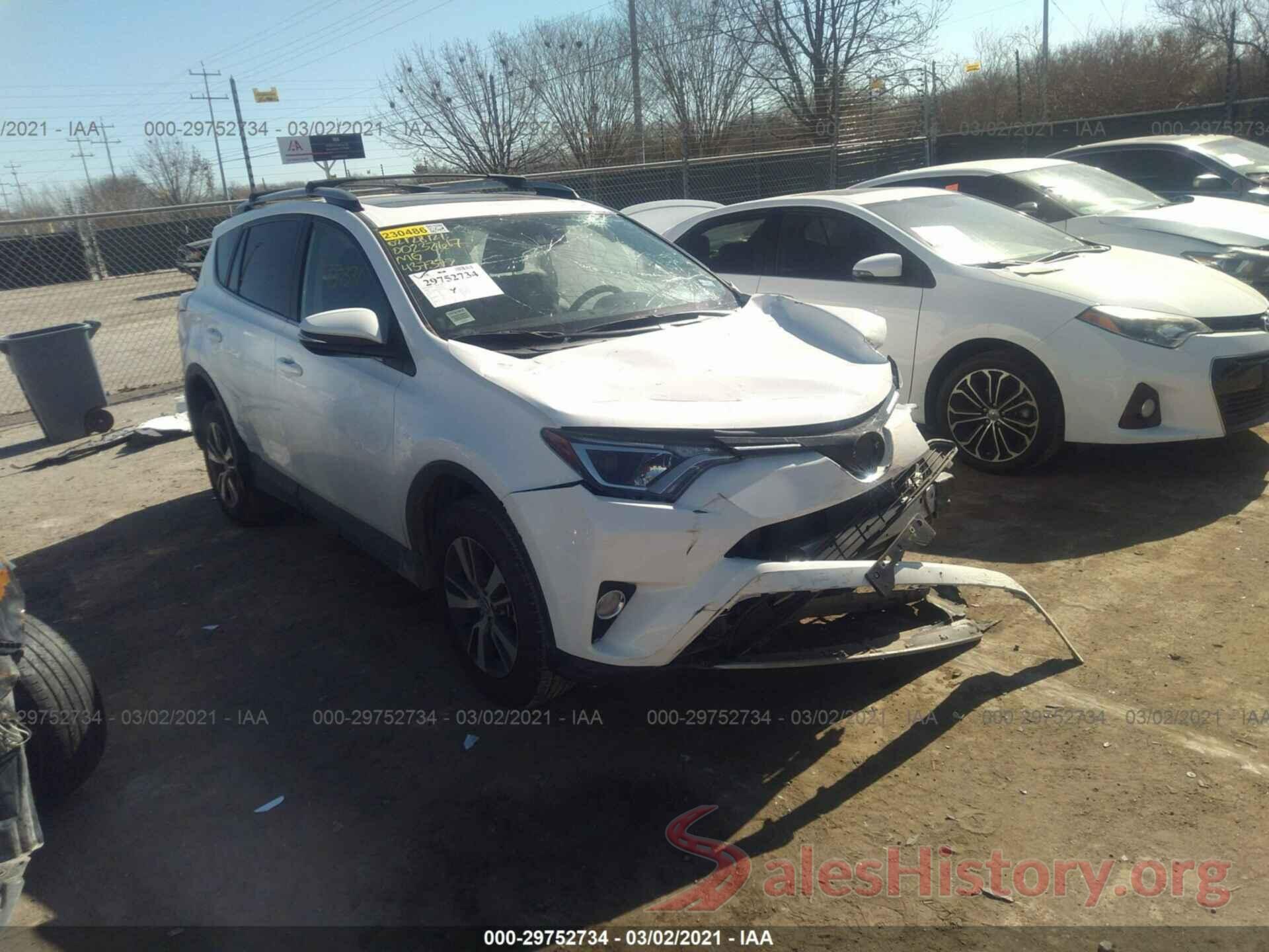 2T3WFREV8JW437372 2018 TOYOTA RAV4