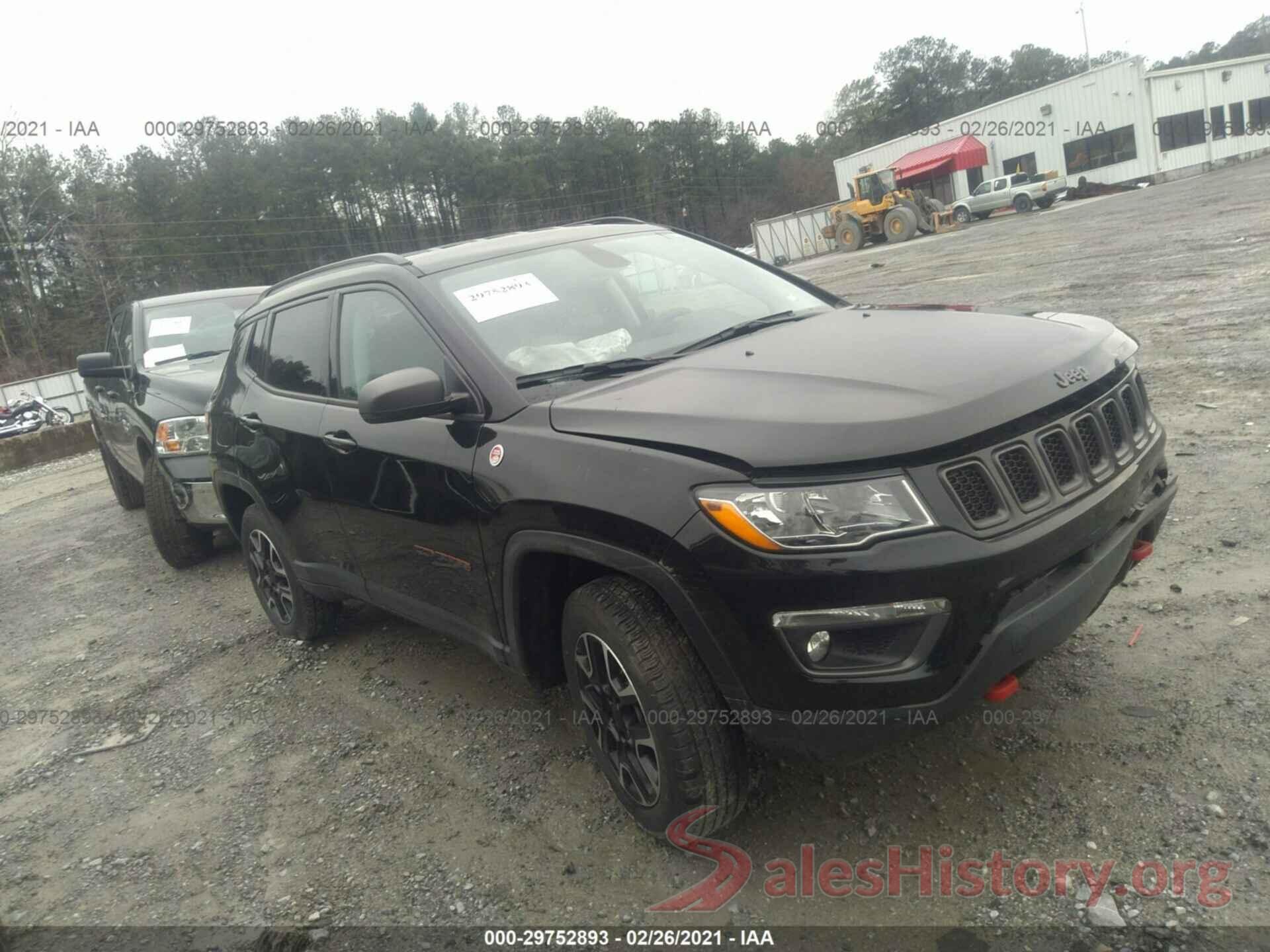 3C4NJDDB3LT233285 2020 JEEP COMPASS