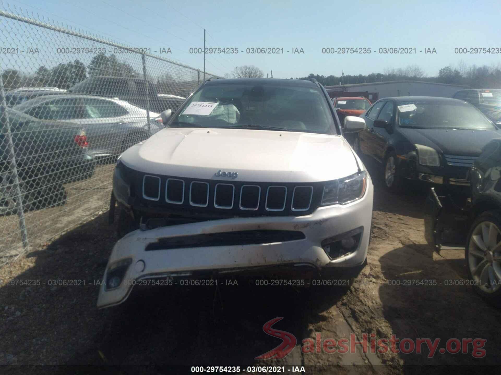 3C4NJDCB1JT113838 2018 JEEP COMPASS