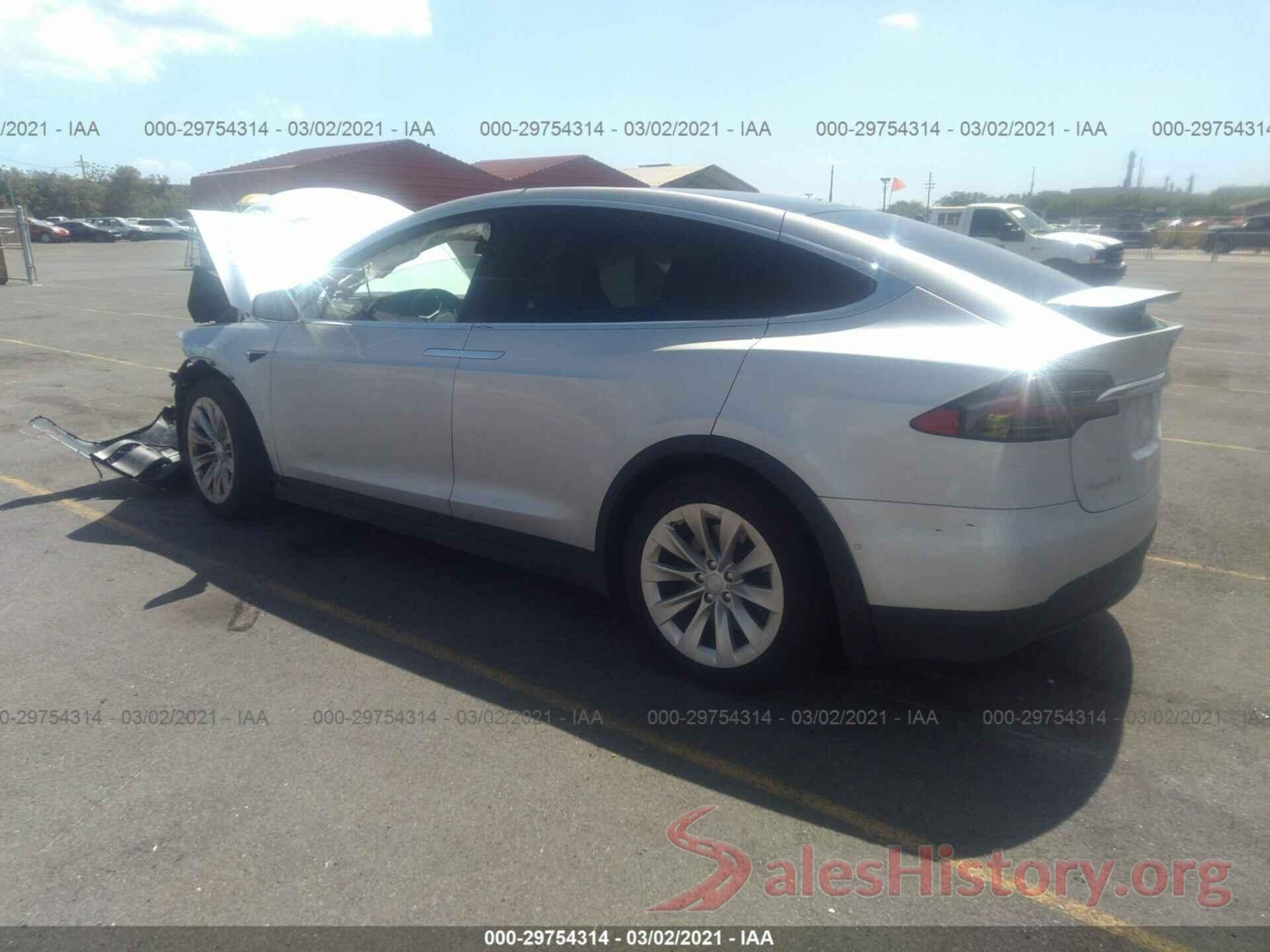 5YJXCAE21HF064695 2017 TESLA MODEL X