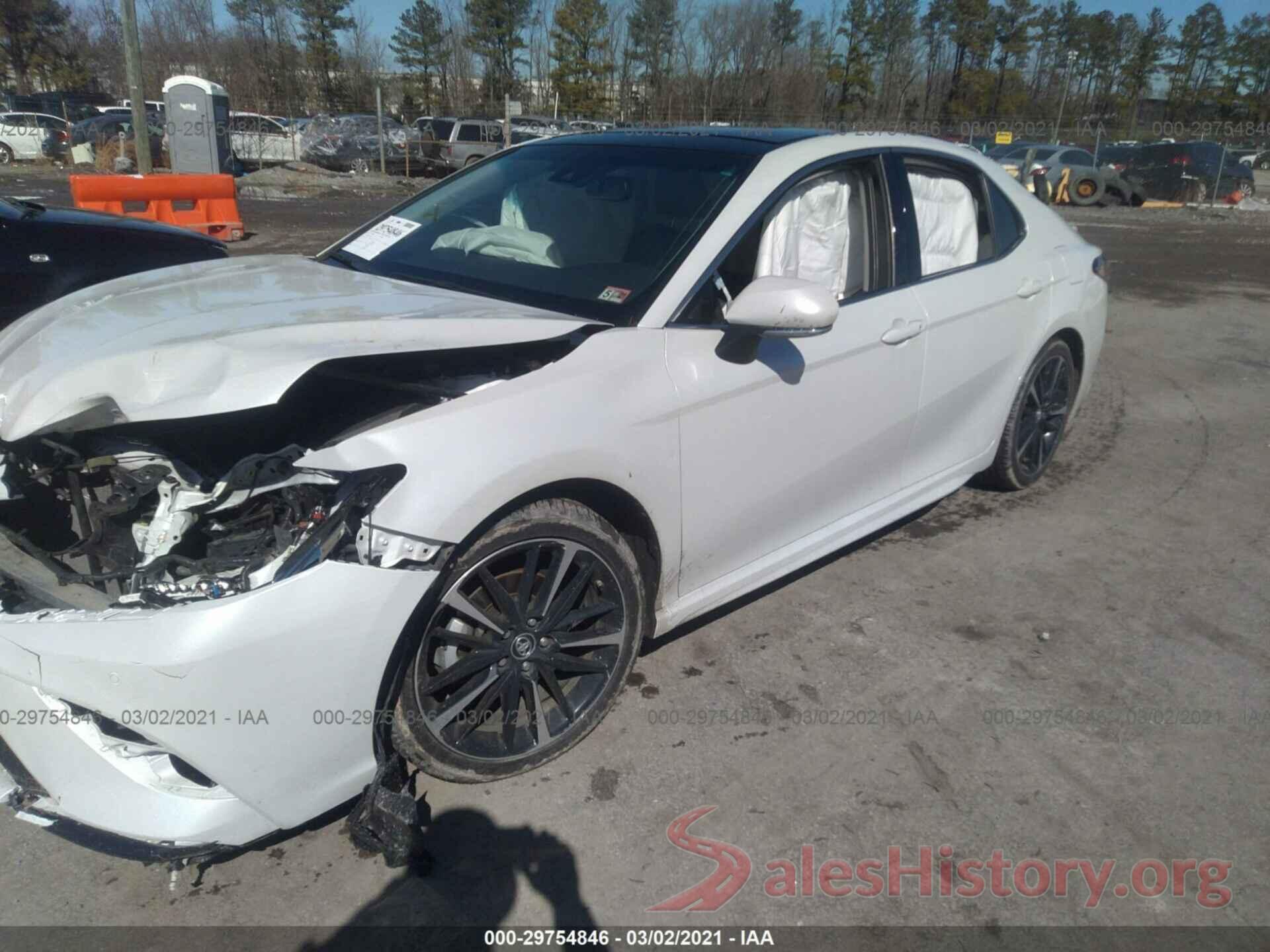 4T1B61HK6JU109622 2018 TOYOTA CAMRY