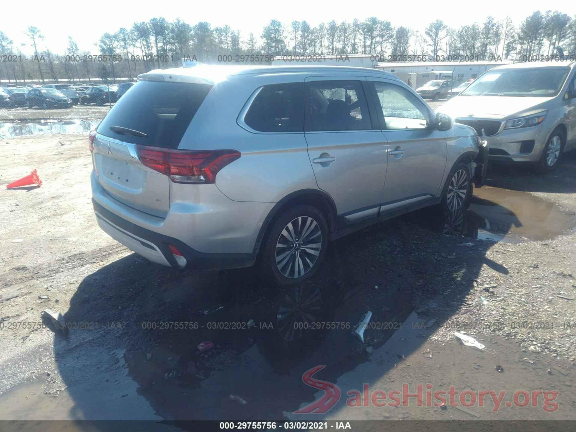 JA4AD3A36LZ031475 2020 MITSUBISHI OUTLANDER