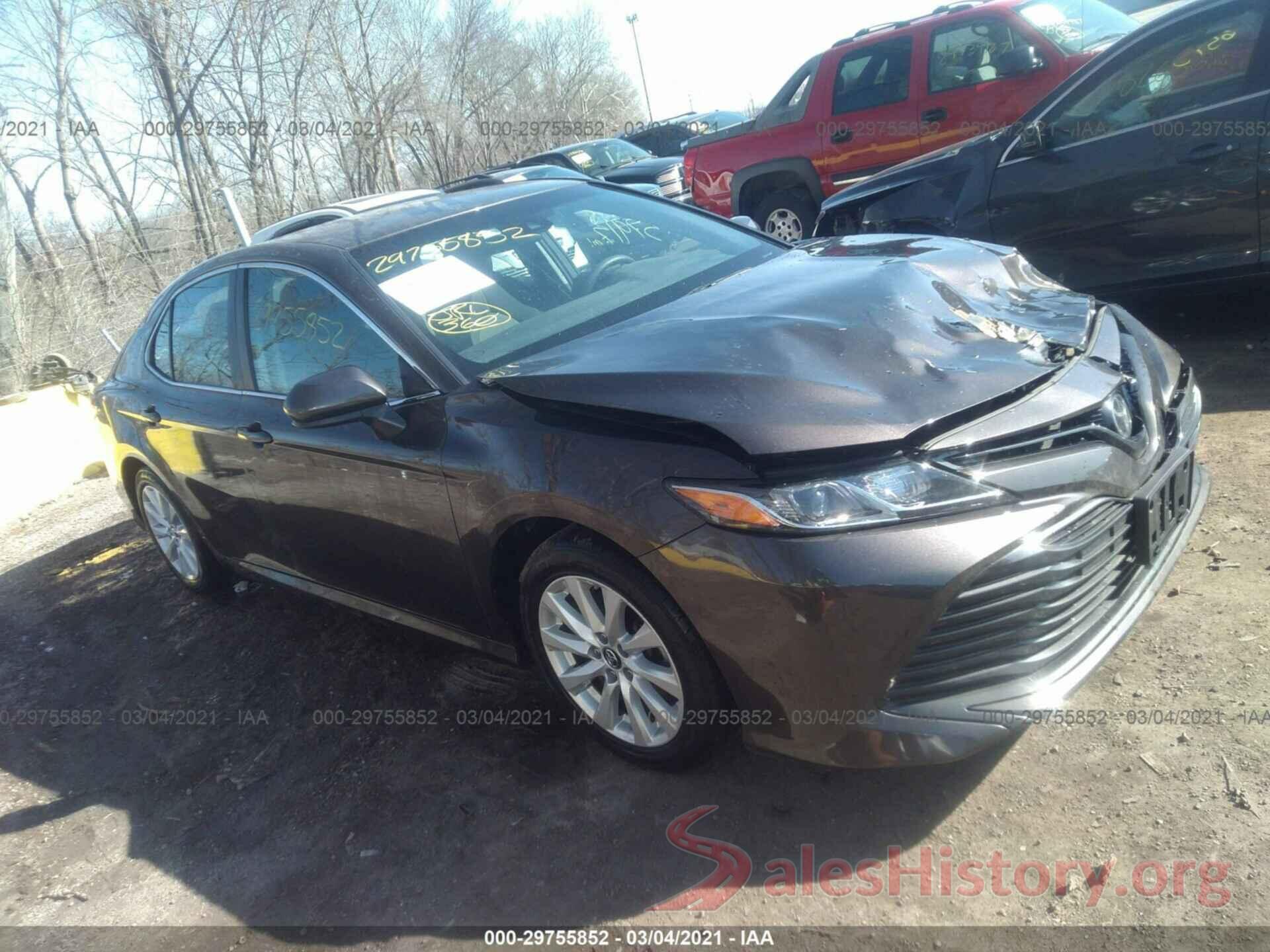 4T1B11HK8JU134178 2018 TOYOTA CAMRY