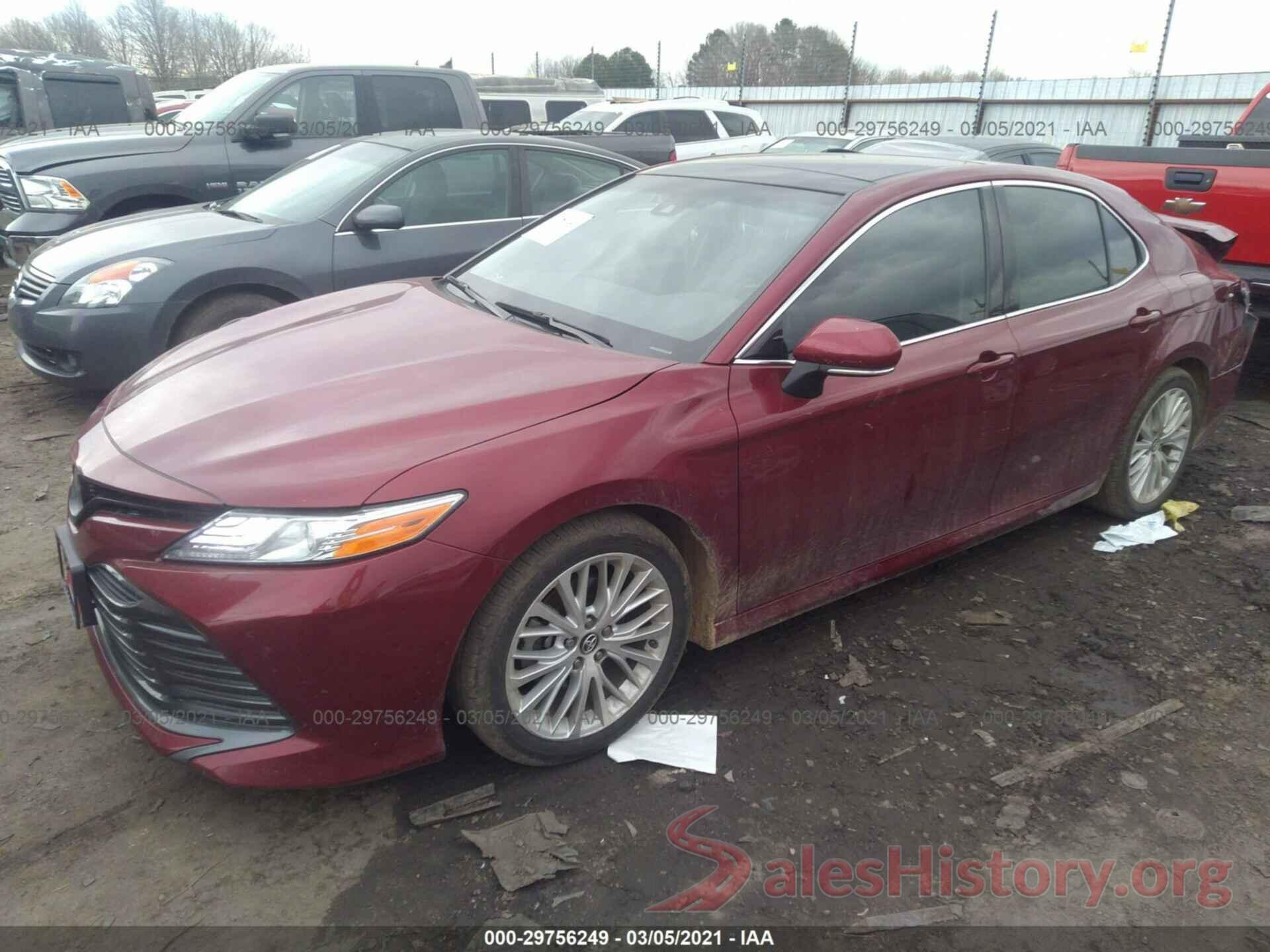 4T1B11HK4JU513162 2018 TOYOTA CAMRY