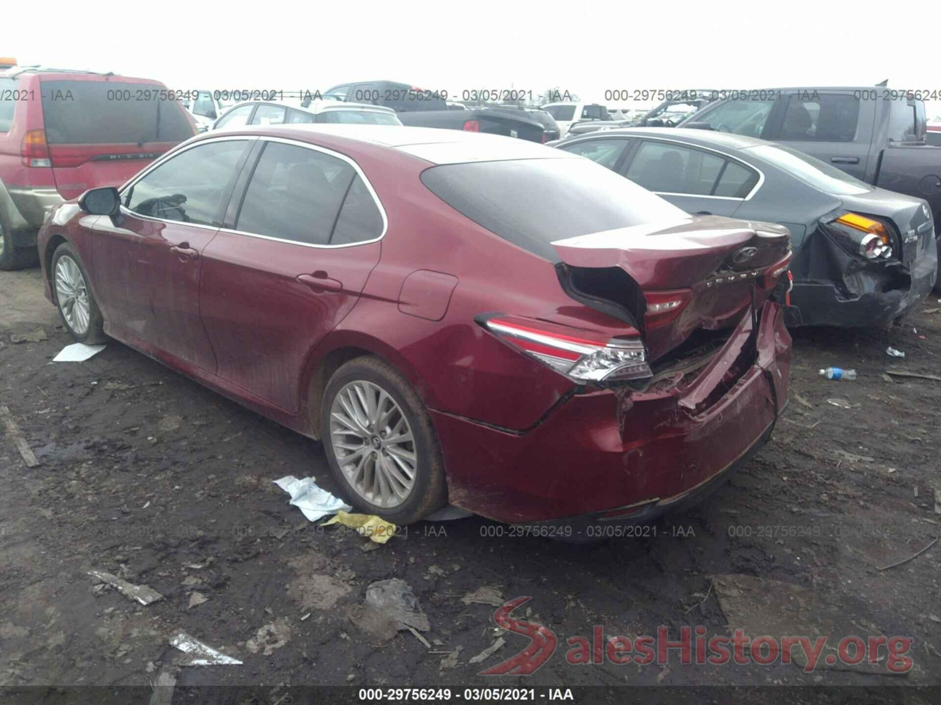 4T1B11HK4JU513162 2018 TOYOTA CAMRY