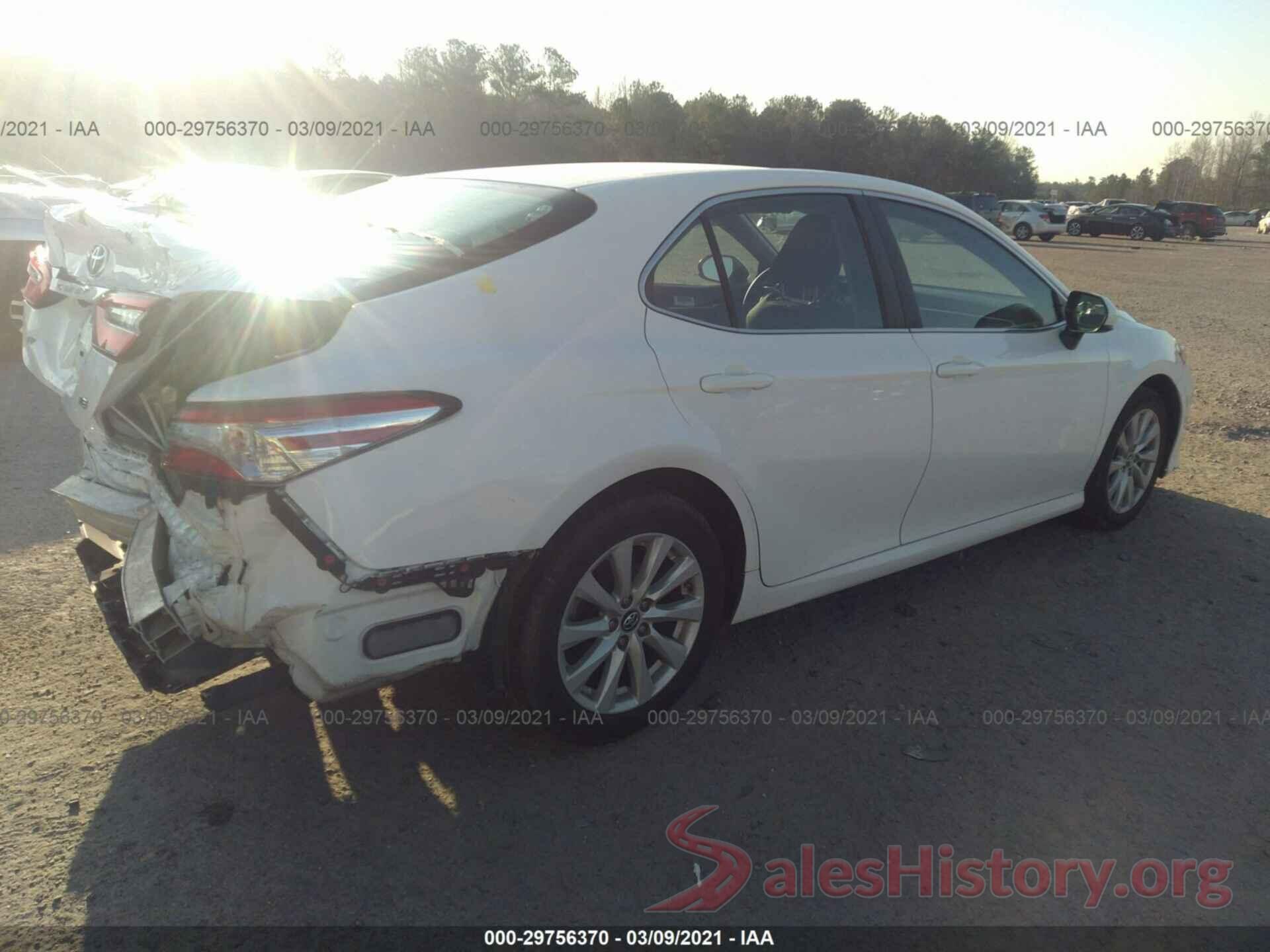 4T1B11HK4JU080796 2018 TOYOTA CAMRY