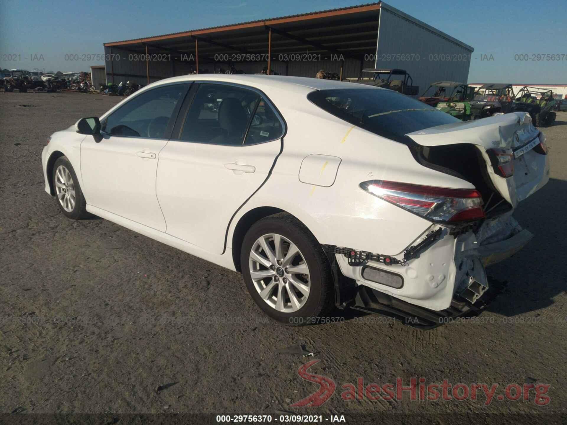 4T1B11HK4JU080796 2018 TOYOTA CAMRY