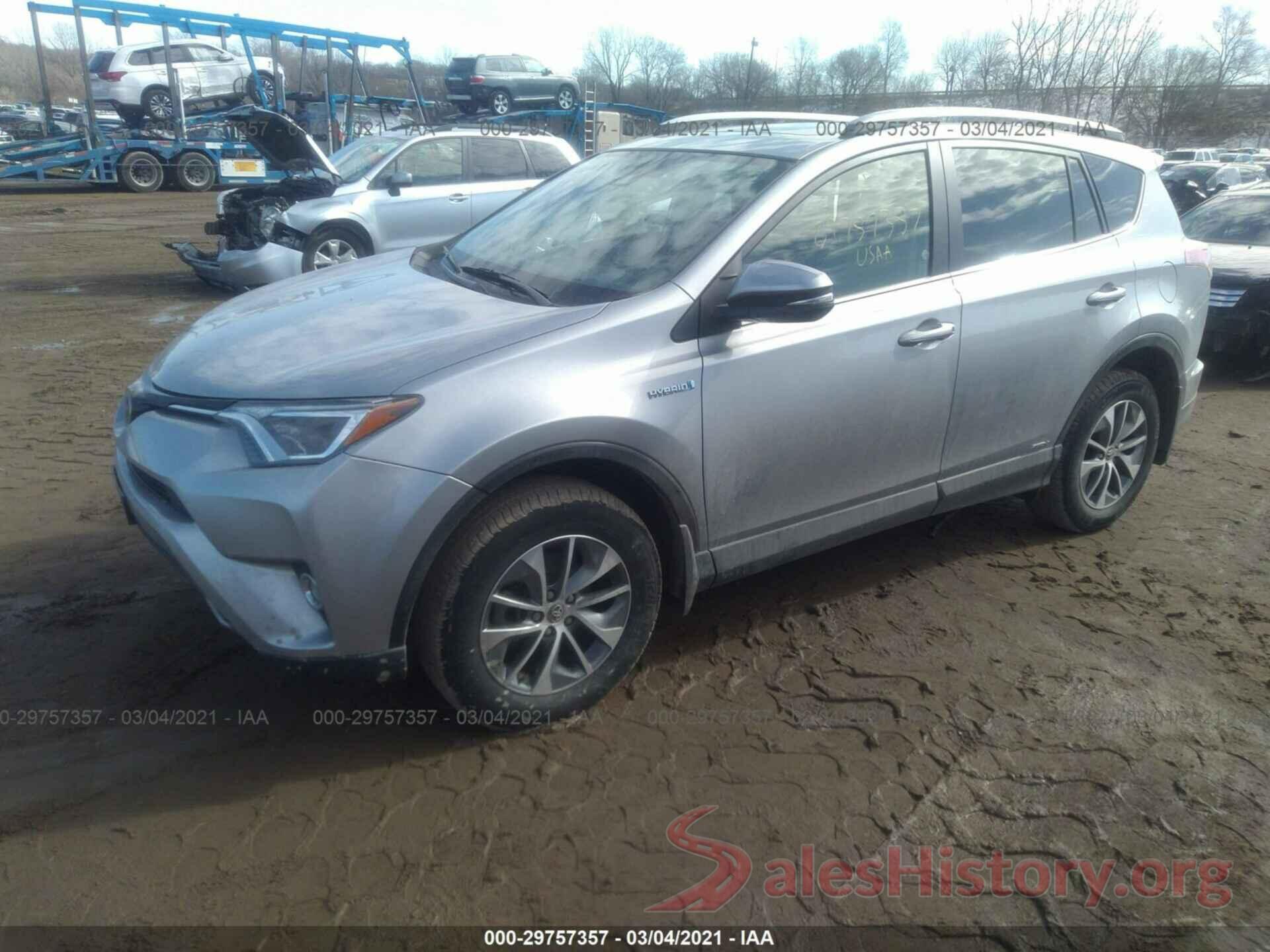 JTMRJREV2JD195154 2018 TOYOTA RAV4