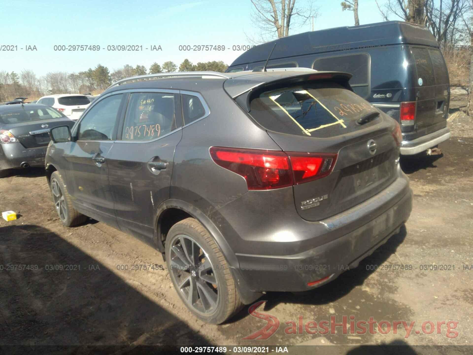 JN1BJ1CR3JW202032 2018 NISSAN ROGUE SPORT