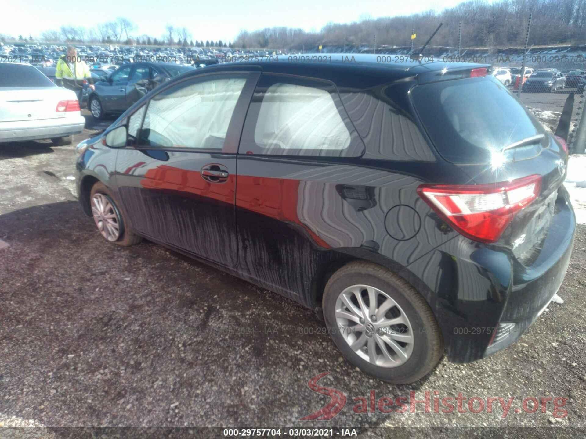 VNKJTUD33JA096474 2018 TOYOTA YARIS