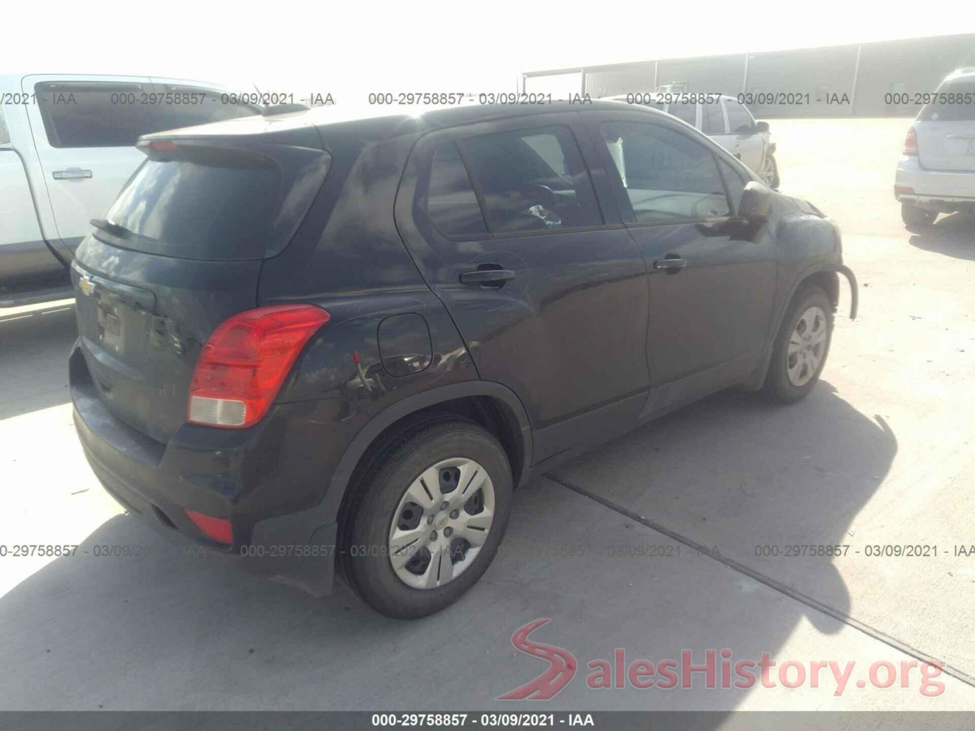 3GNCJKSB4JL302679 2018 CHEVROLET TRAX