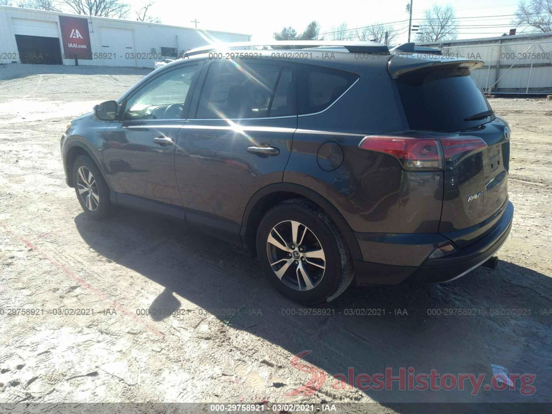 JTMRFREV8HJ137336 2017 TOYOTA RAV4