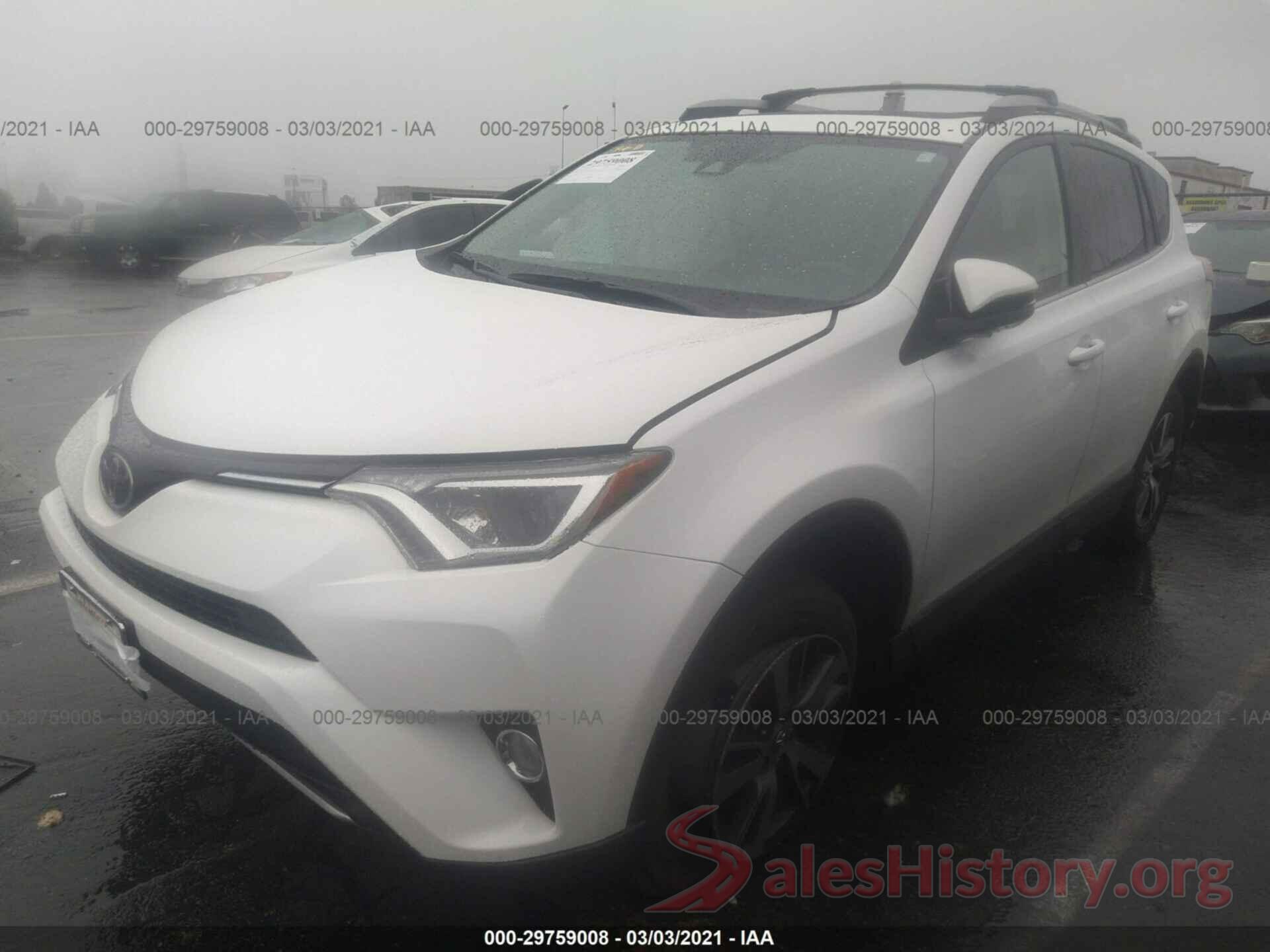 2T3WFREV2JW493002 2018 TOYOTA RAV4