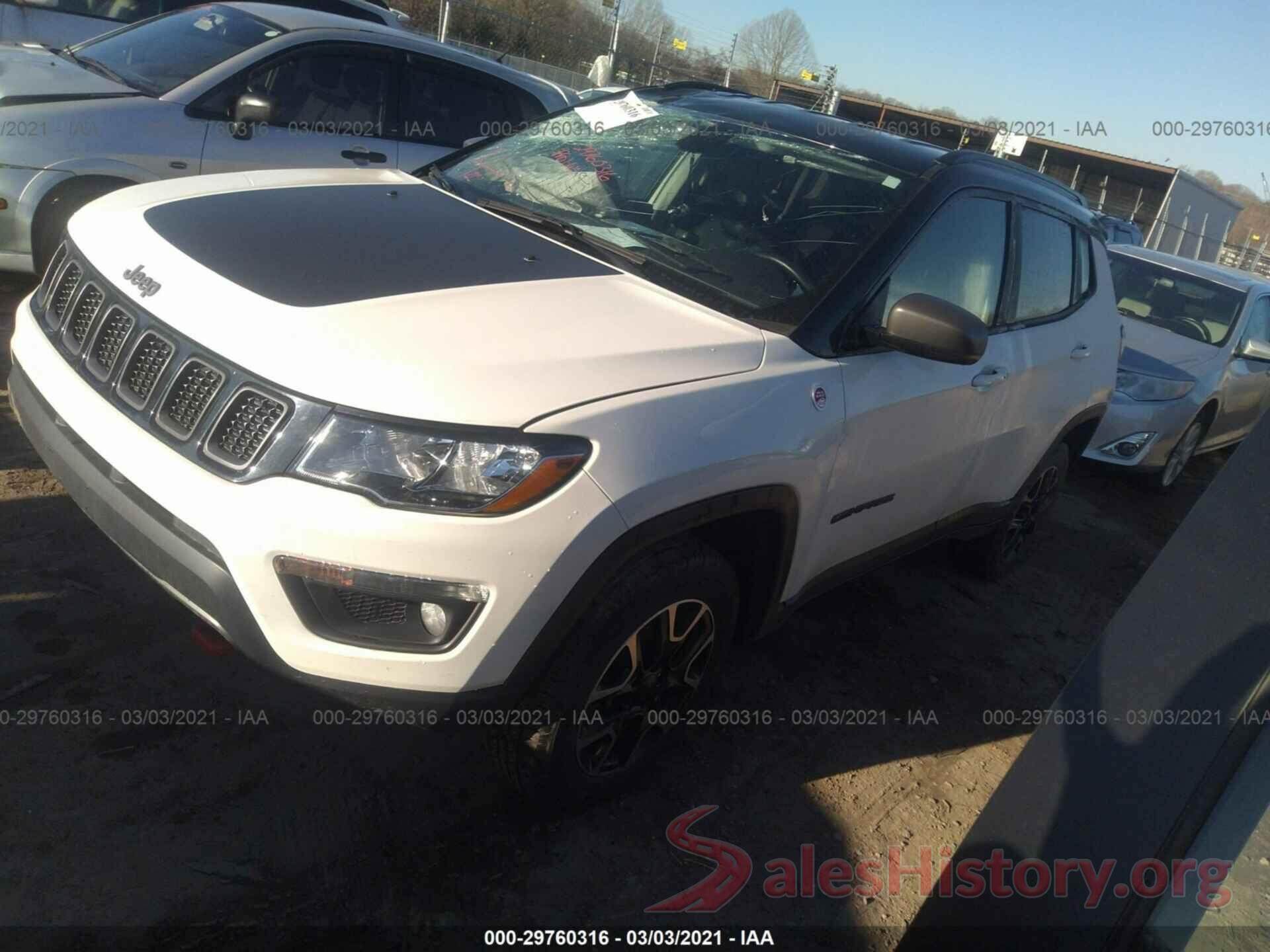 3C4NJDDBXKT669078 2019 JEEP COMPASS