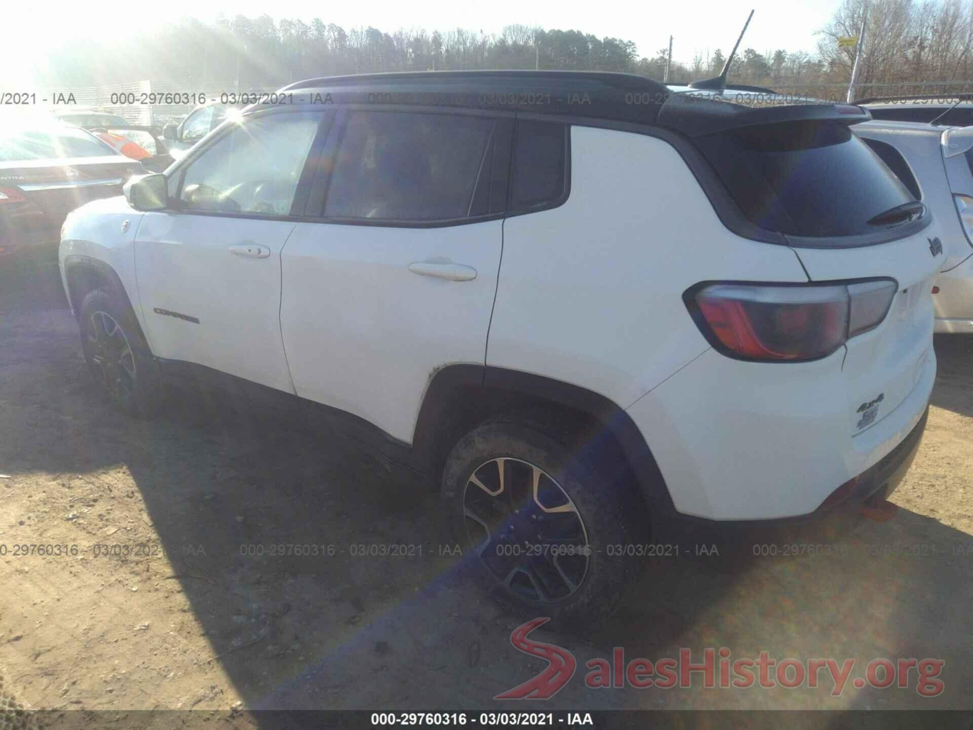 3C4NJDDBXKT669078 2019 JEEP COMPASS