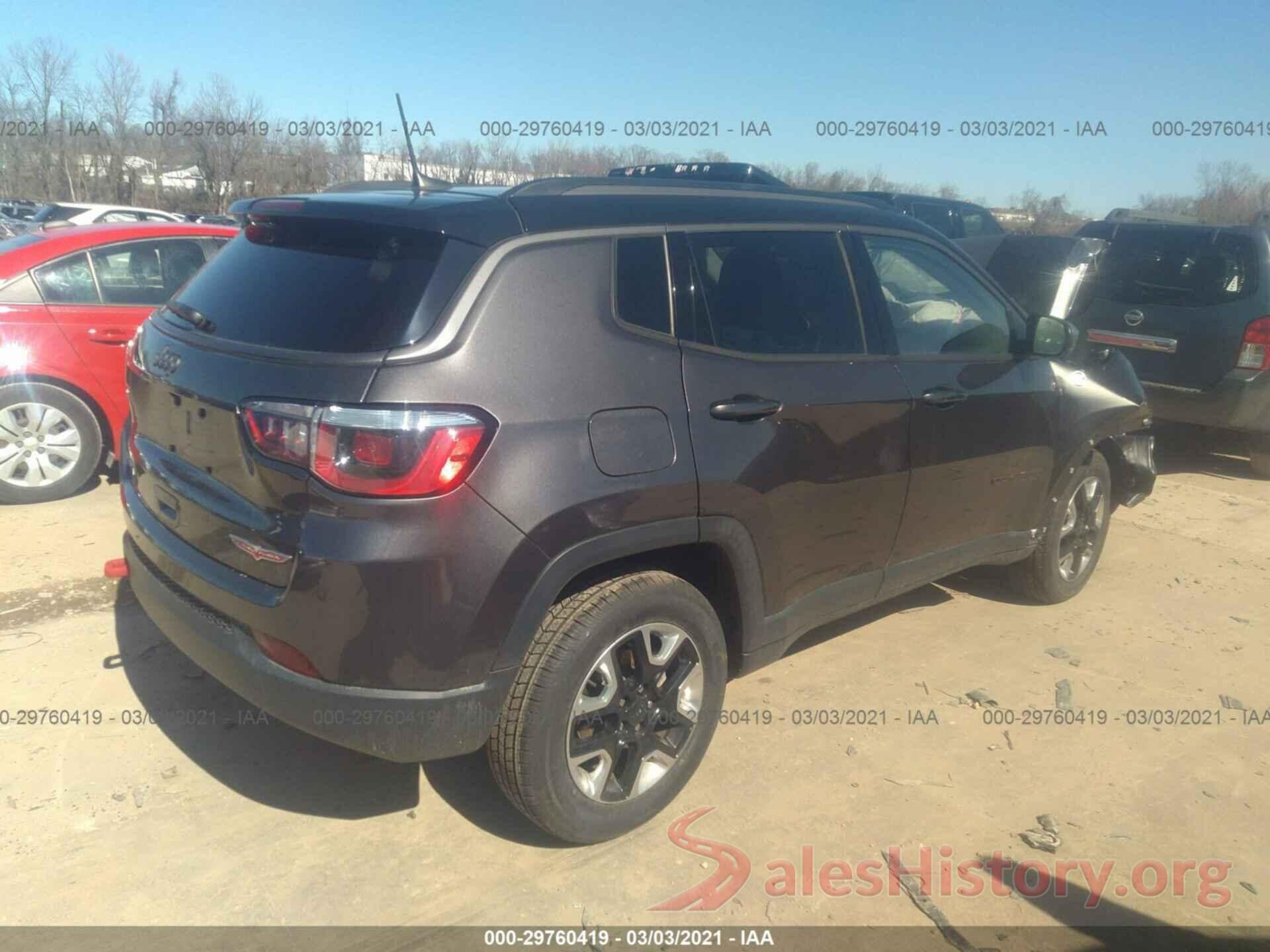 3C4NJDDB2JT129206 2018 JEEP COMPASS