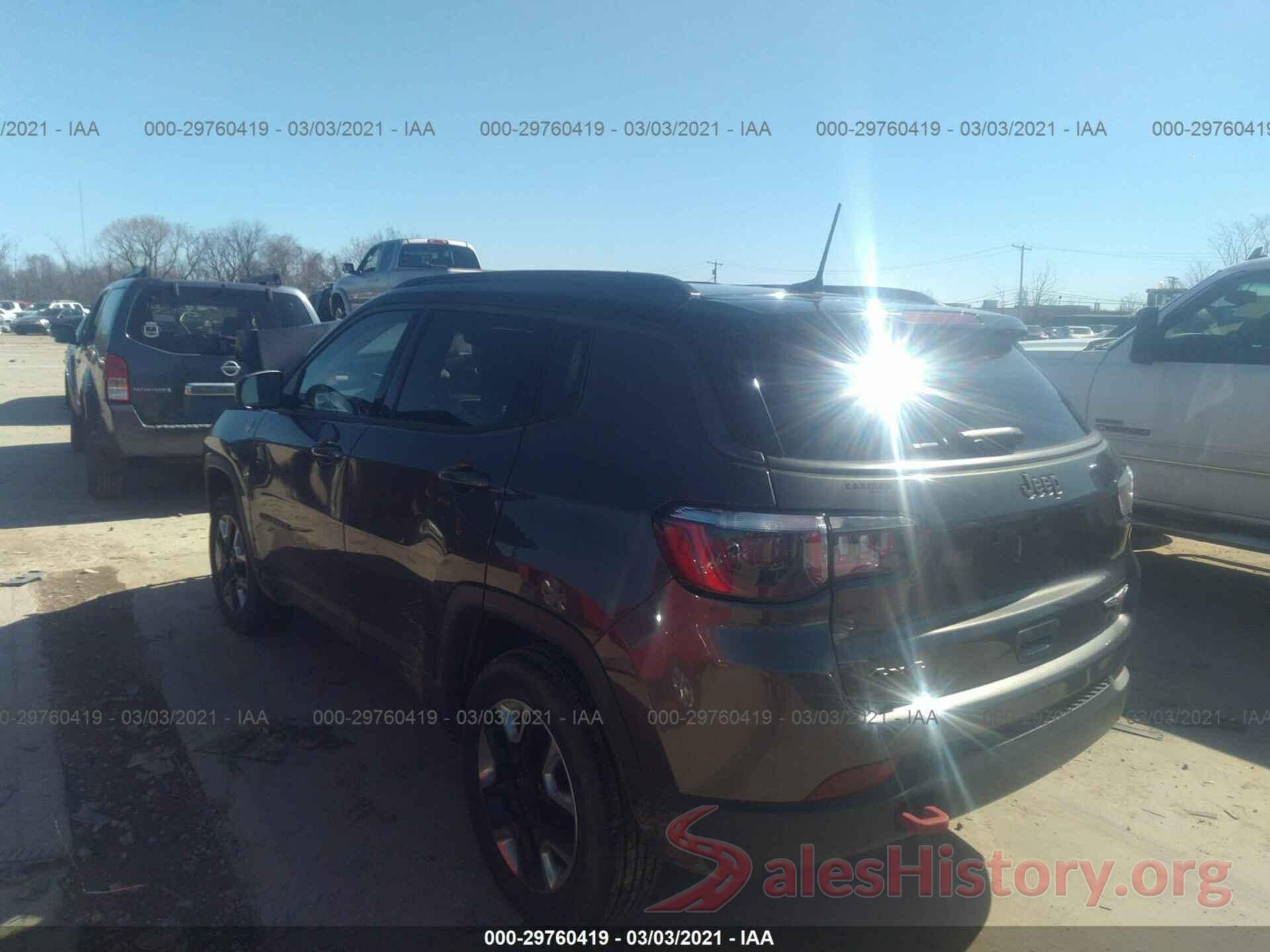 3C4NJDDB2JT129206 2018 JEEP COMPASS