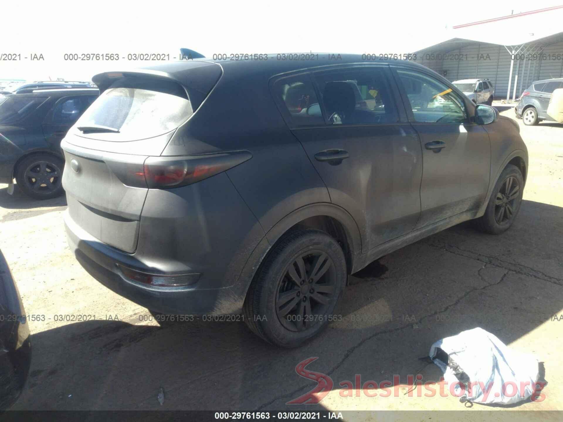 KNDPMCAC2J7479429 2018 KIA SPORTAGE