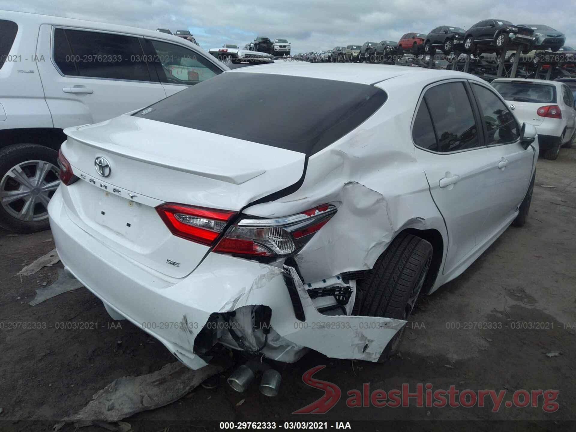 4T1B11HK7JU045573 2018 TOYOTA CAMRY