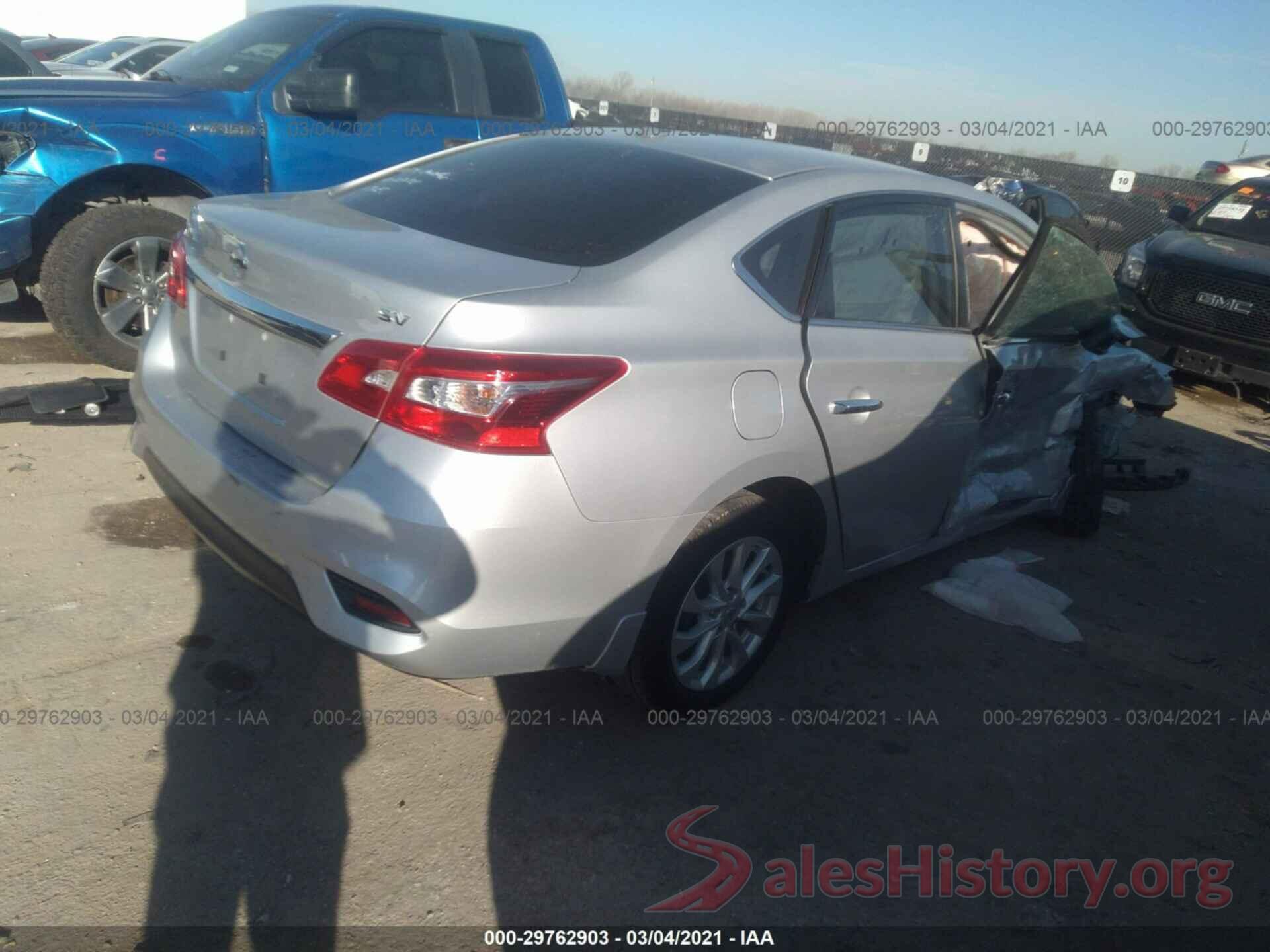 3N1AB7AP2JY262891 2018 NISSAN SENTRA