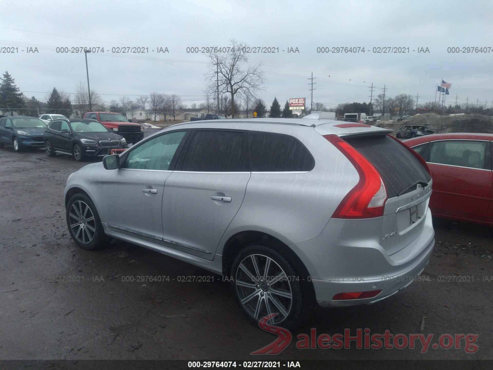 YV449MRUXH2216844 2017 VOLVO XC60