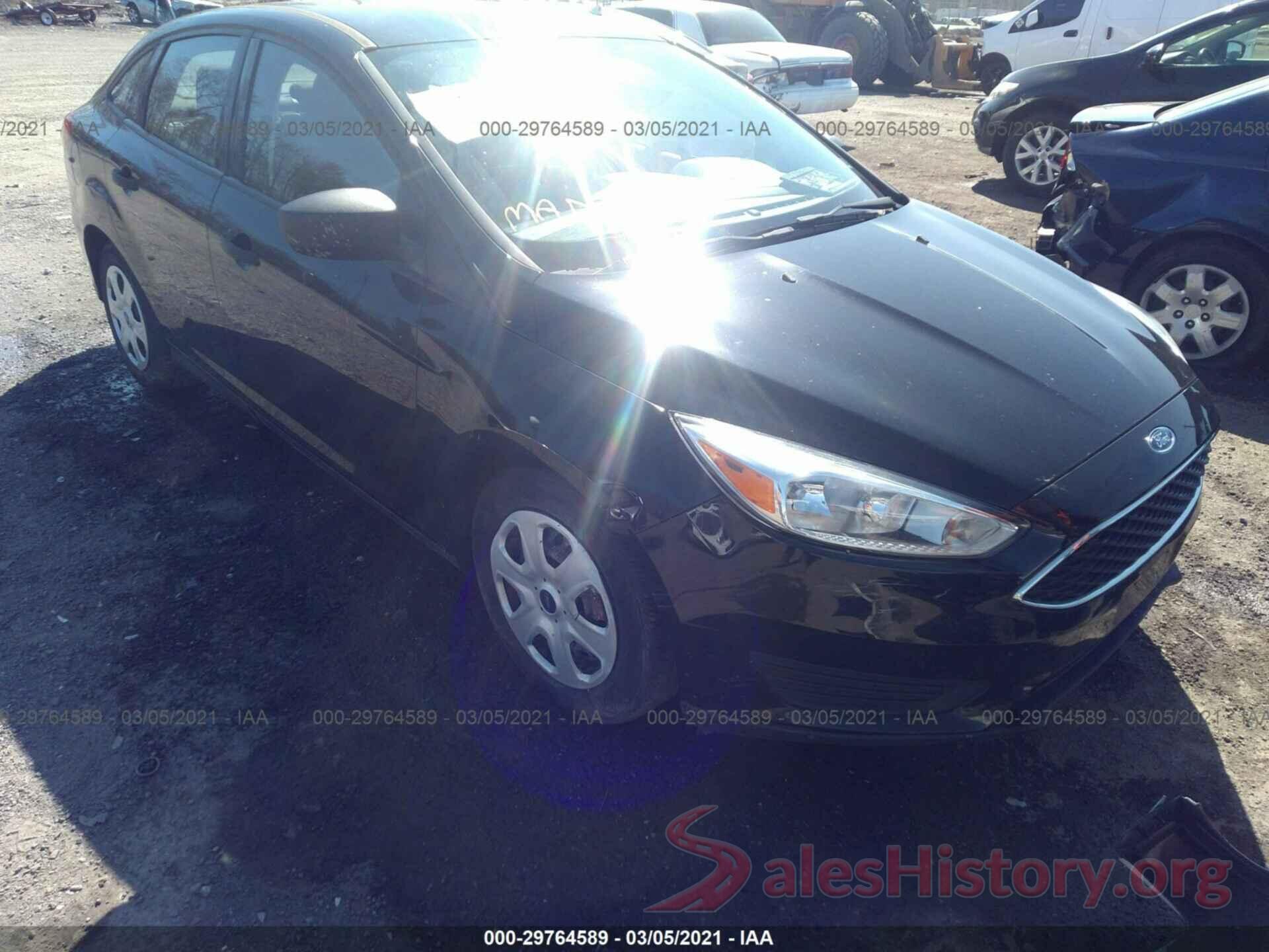 1FADP3E23JL215130 2018 FORD FOCUS