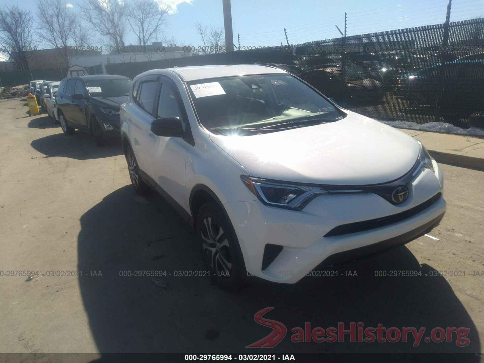 JTMBFREV5JJ178224 2018 TOYOTA RAV4