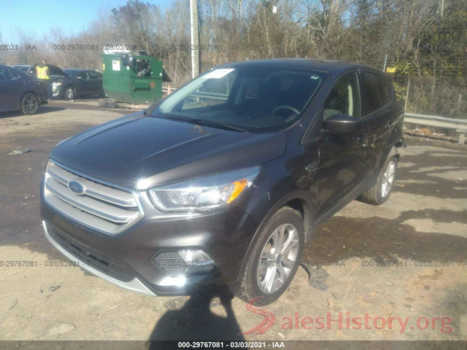 1FMCU0GD3HUA40695 2017 FORD ESCAPE