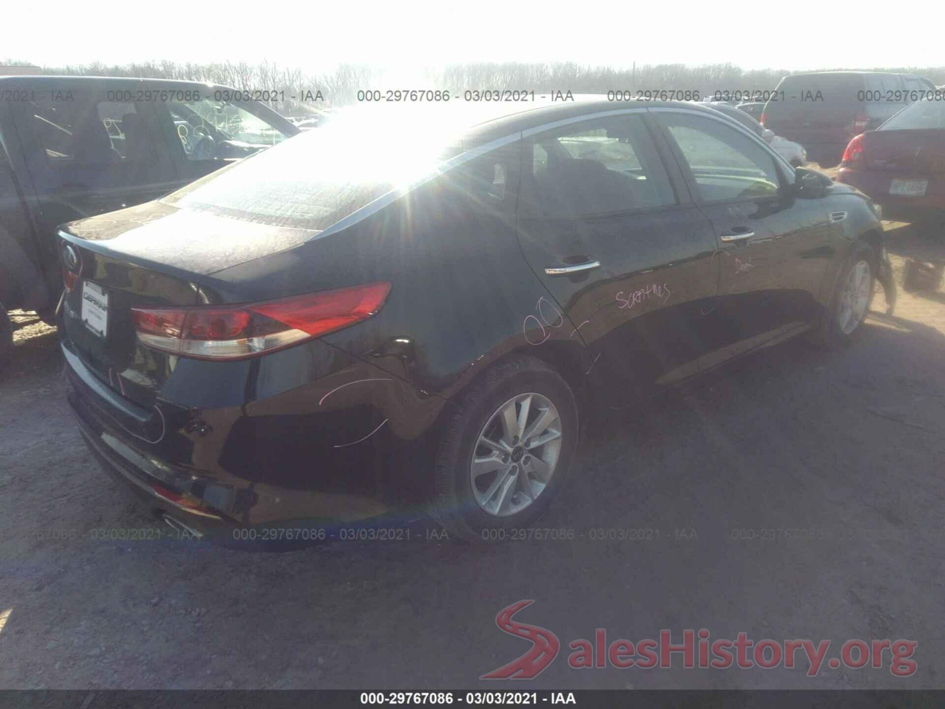 KNAGT4L32H5131624 2017 KIA OPTIMA